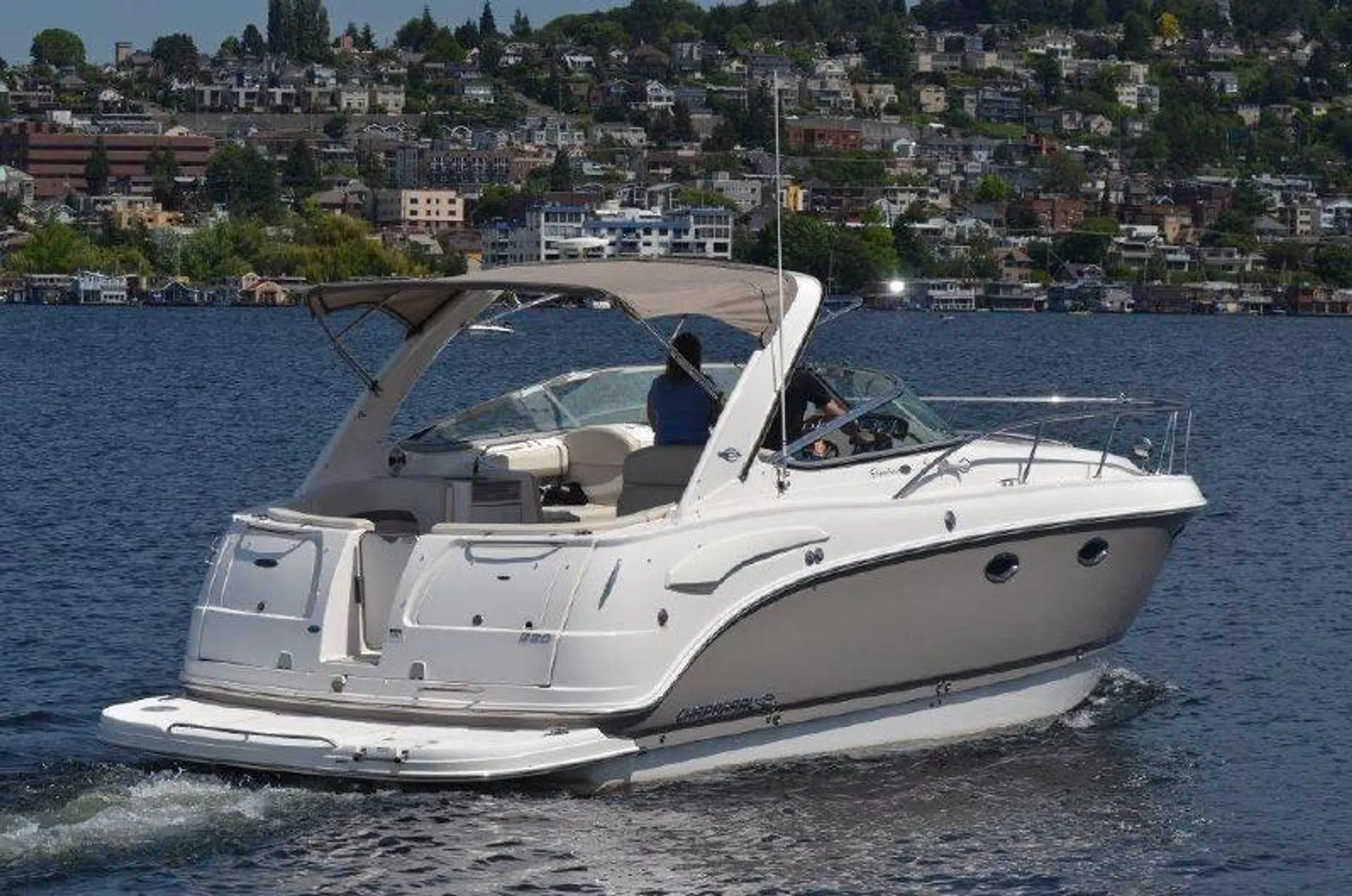 Chaparral Boats 330 Signature in Everett, WA — photo 4