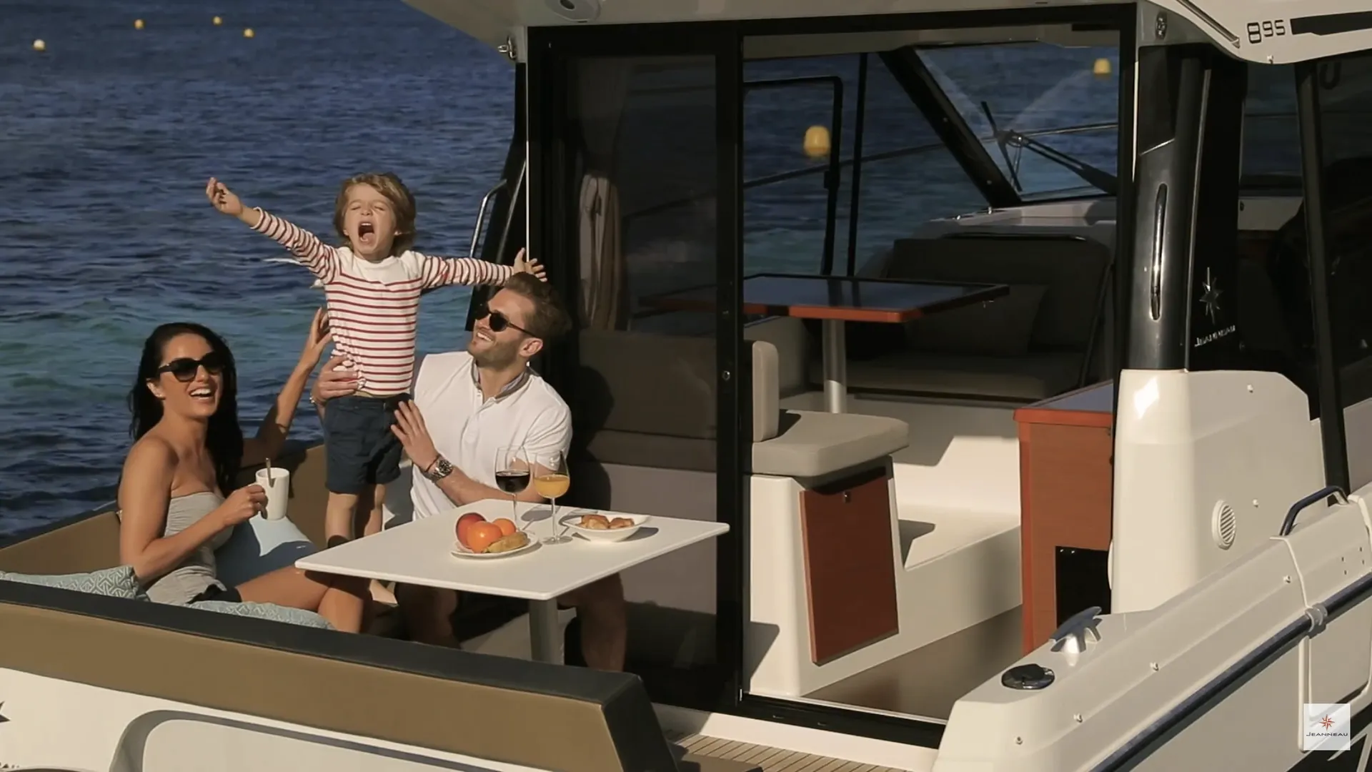 Jeanneau 895 in Edgewater, MD — photo 2