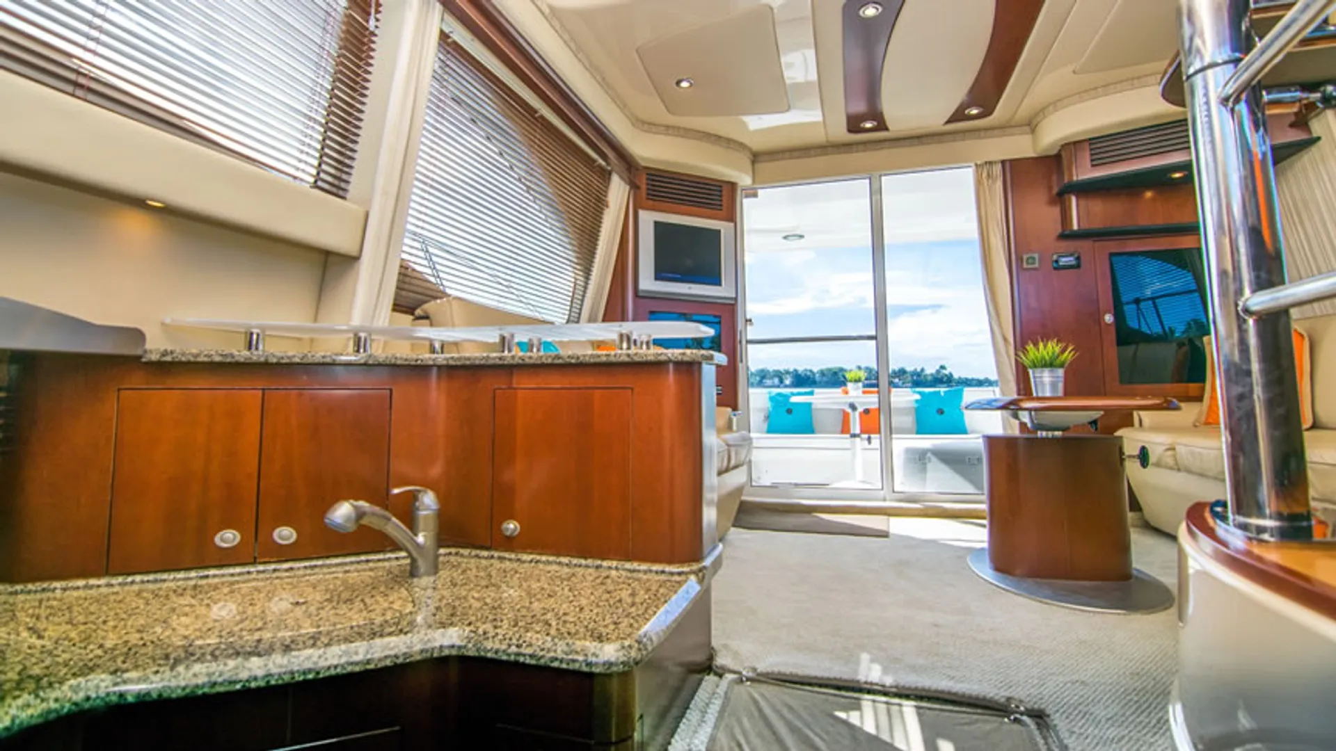 Sea Ray Boats 44 Sedan Bridge in Miami Beach, FL — photo 6