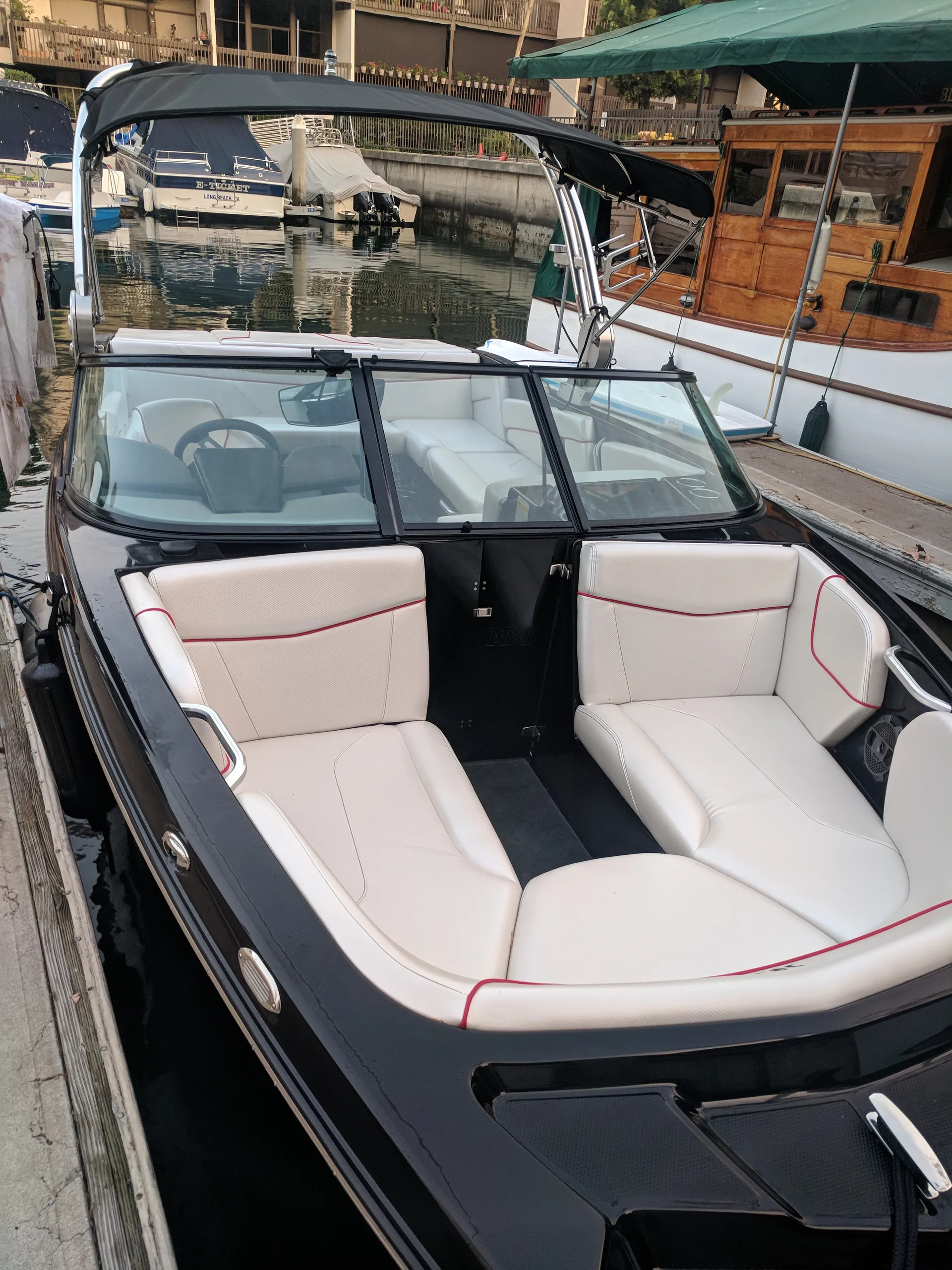 MasterCraft Boats NXT22 in Long Beach, CA — photo 3