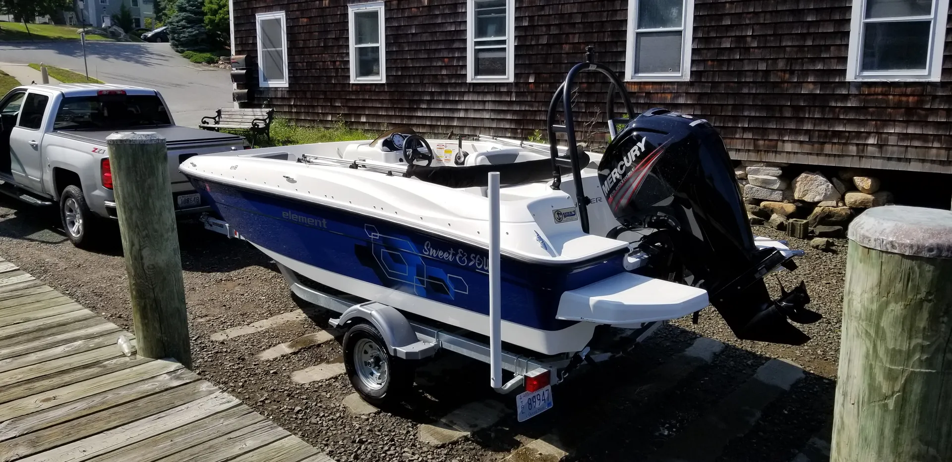 Bayliner Element XL 4-S Mercury  in Cranston, RI — photo 2