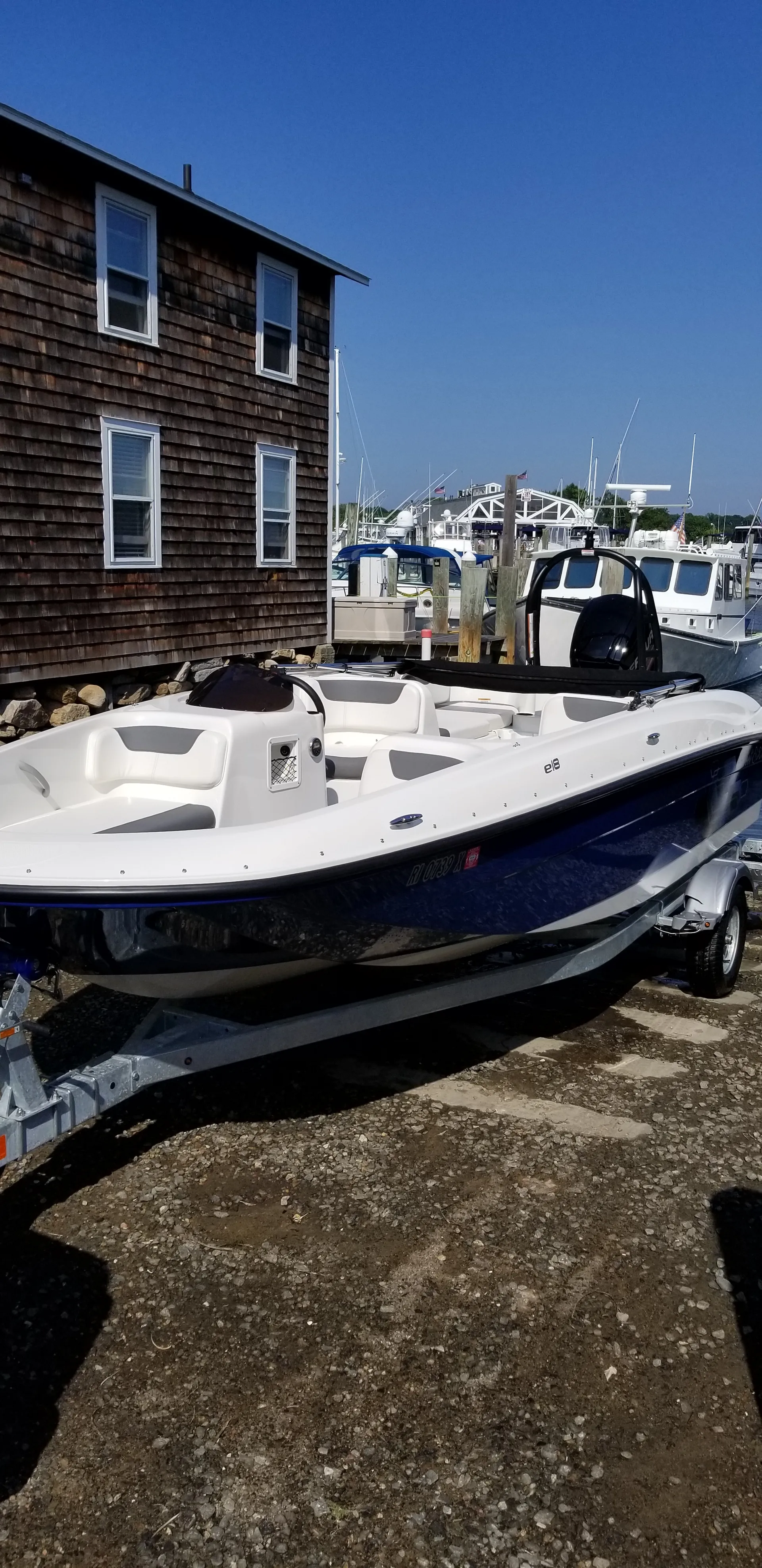 Bayliner Element XL 4-S Mercury  in Cranston, RI — photo 4