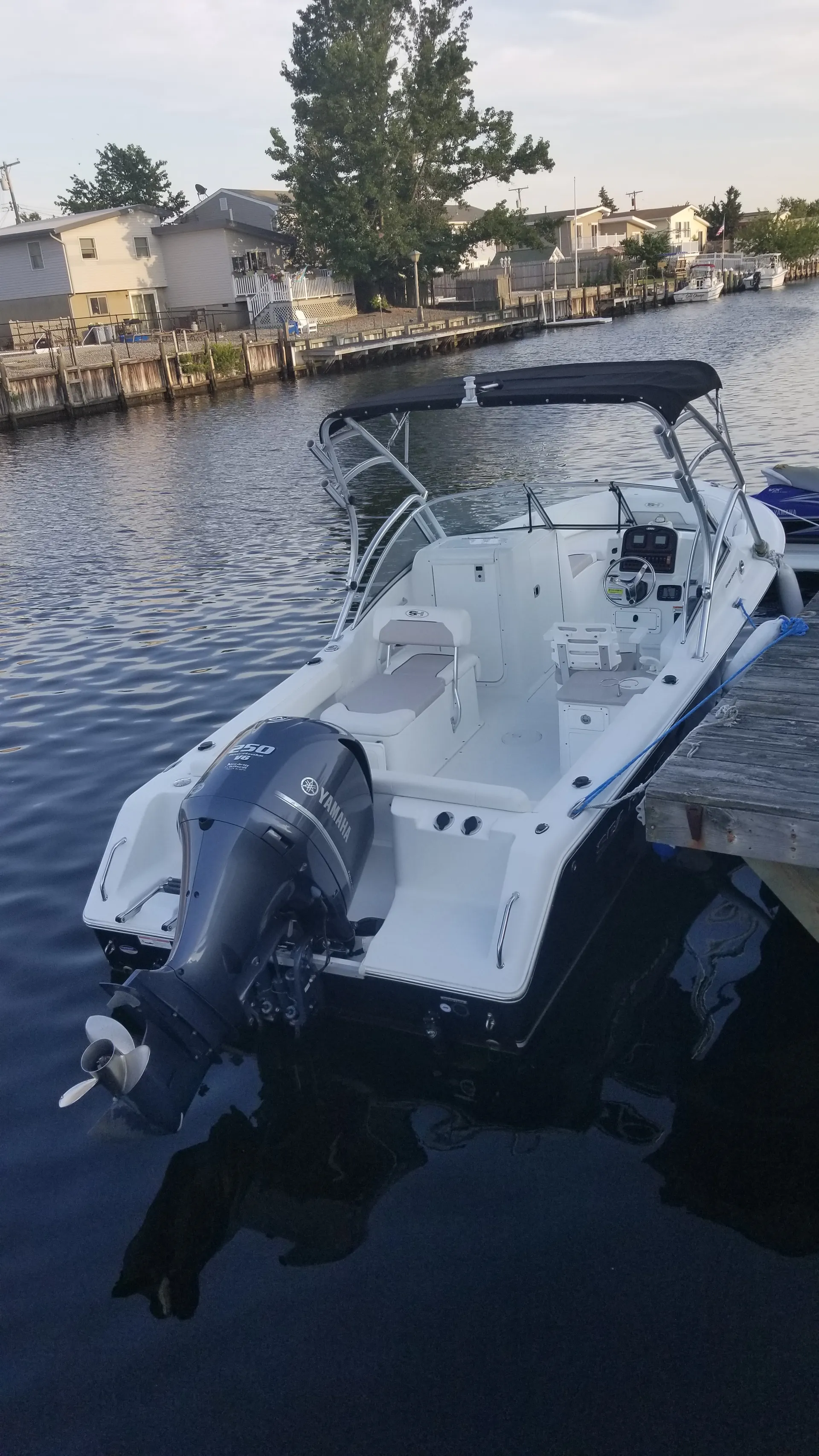23' Sea Hunt for cruising or fishing in Berkeley Township, NJ!