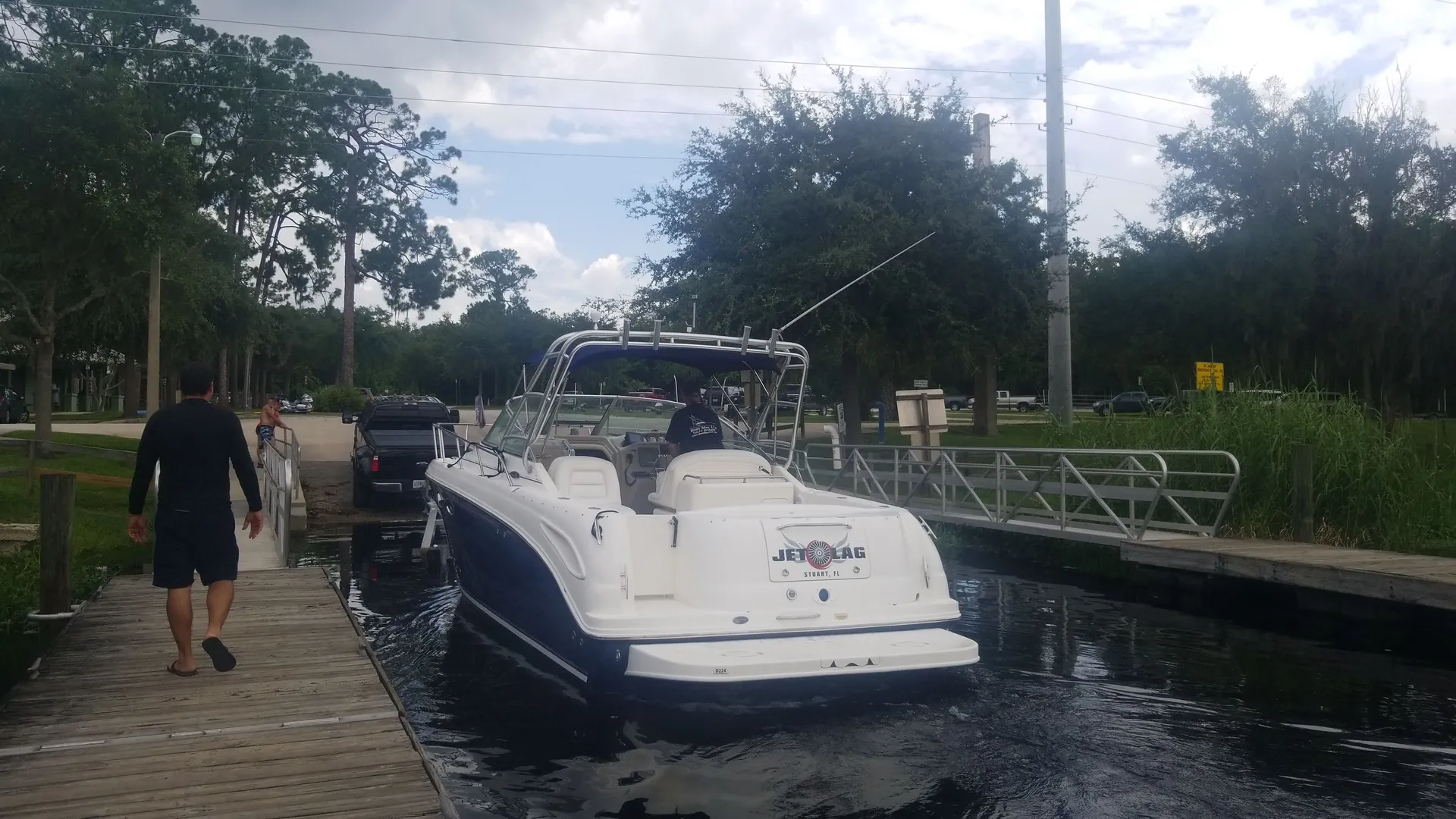 Sea Ray Boats 260 Sundancer in Miami, FL — photo 4
