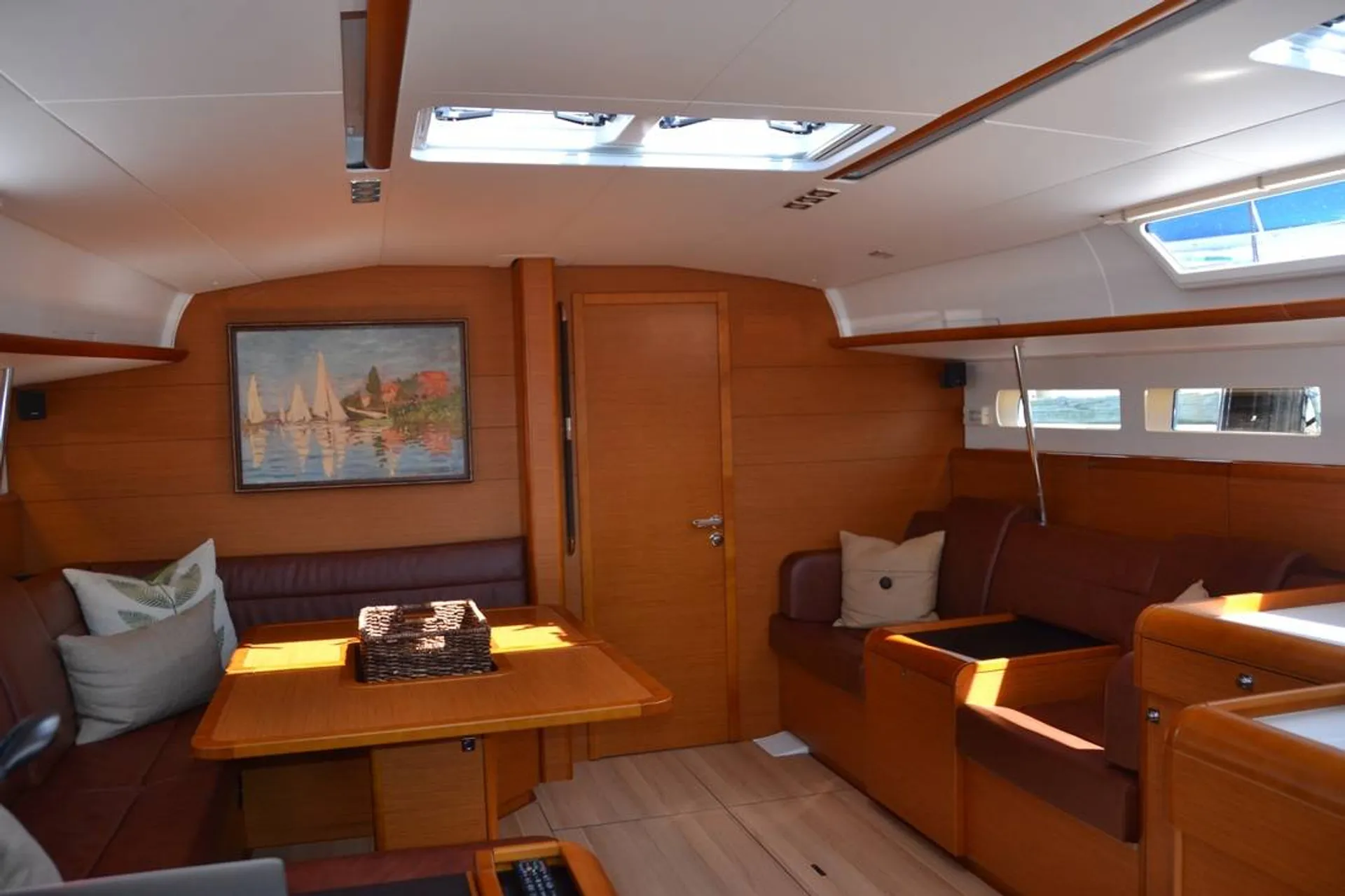 Jeanneau Sailboats 519 in Saint Petersburg, FL — photo 8