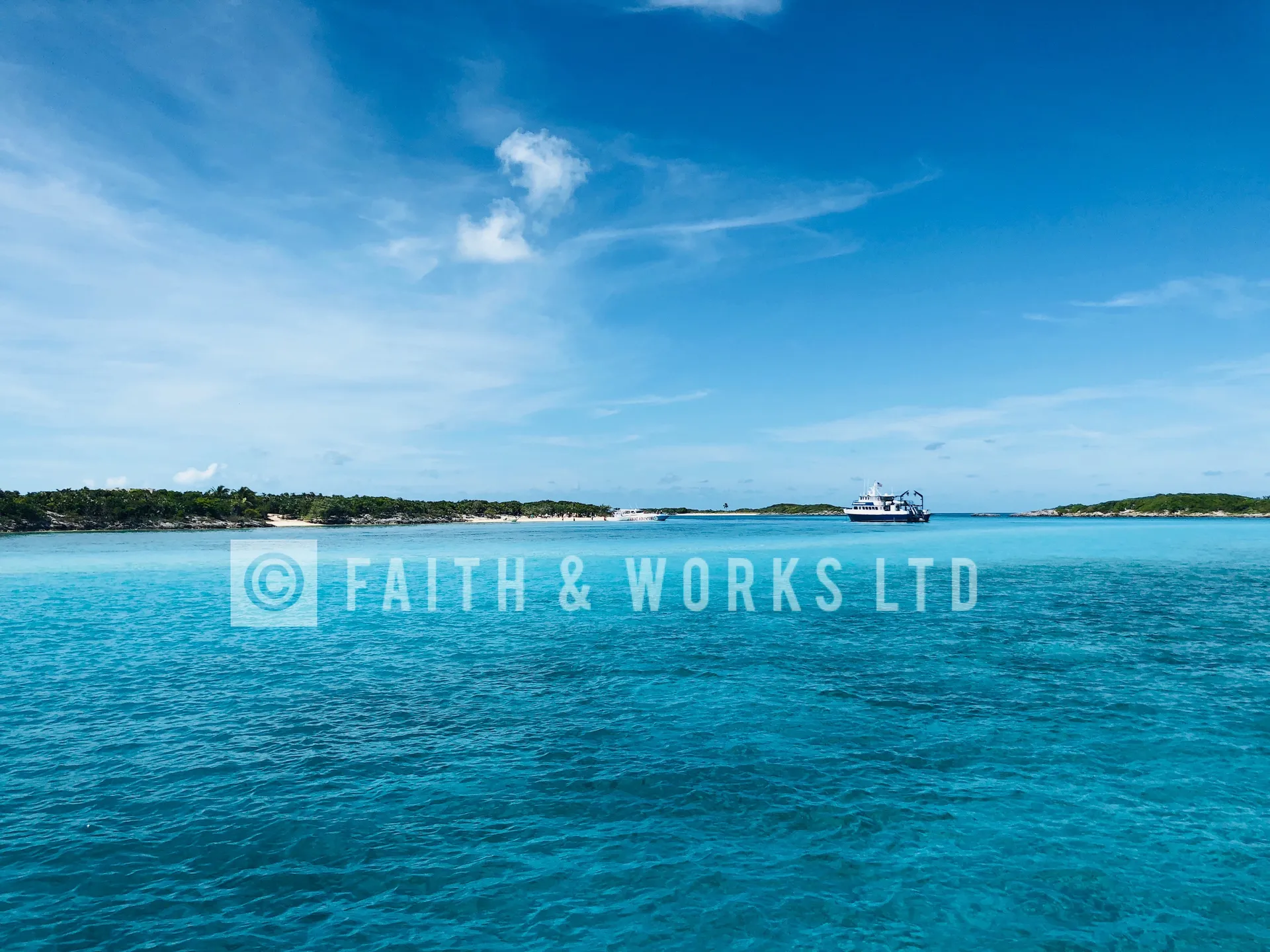 Intrepid Powerboats 323 Cuddy in Nassau, New Providence — photo 4