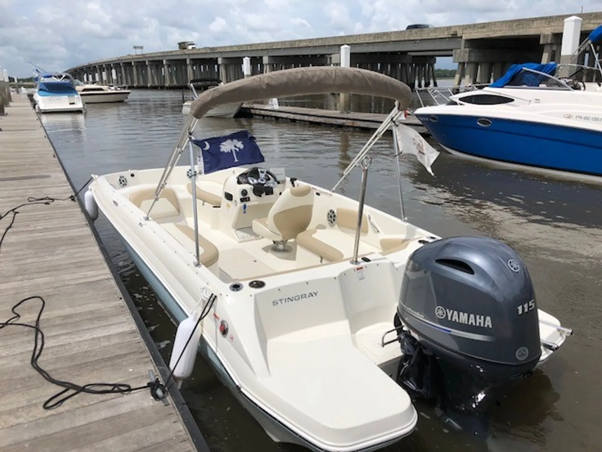 Stingray Boats 182SC w/F90 Yamaha in North Charleston, SC — photo 3