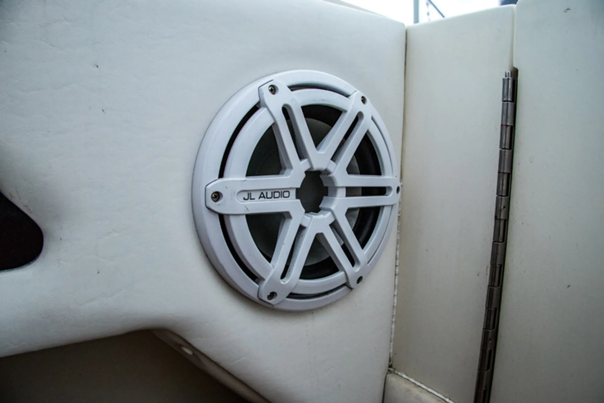 Luxury Day Cruises on Beautiful Puget Sound Waters