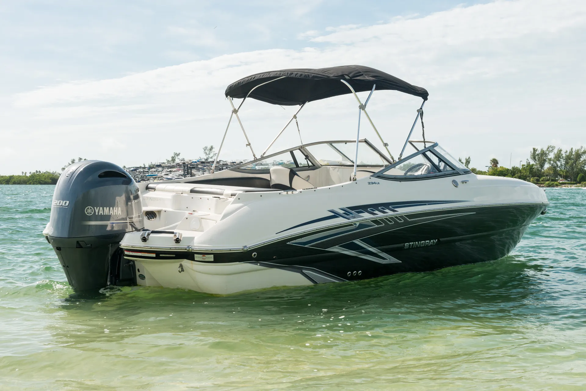 Stingray Boats 234LR w/150 4-S Mercury in Key Biscayne, FL — photo 3