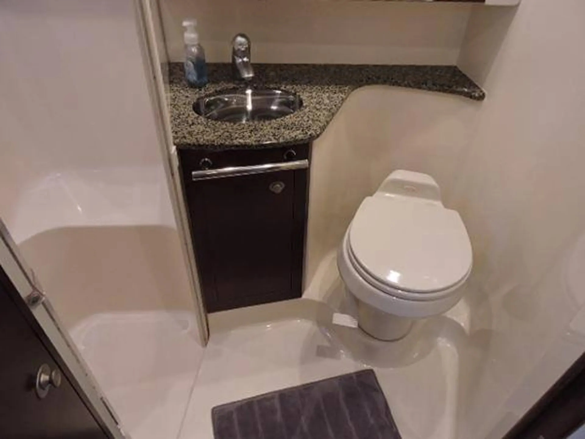 Sea Ray Boats 44 Sedan Bridge in Miami Beach, FL — photo 8