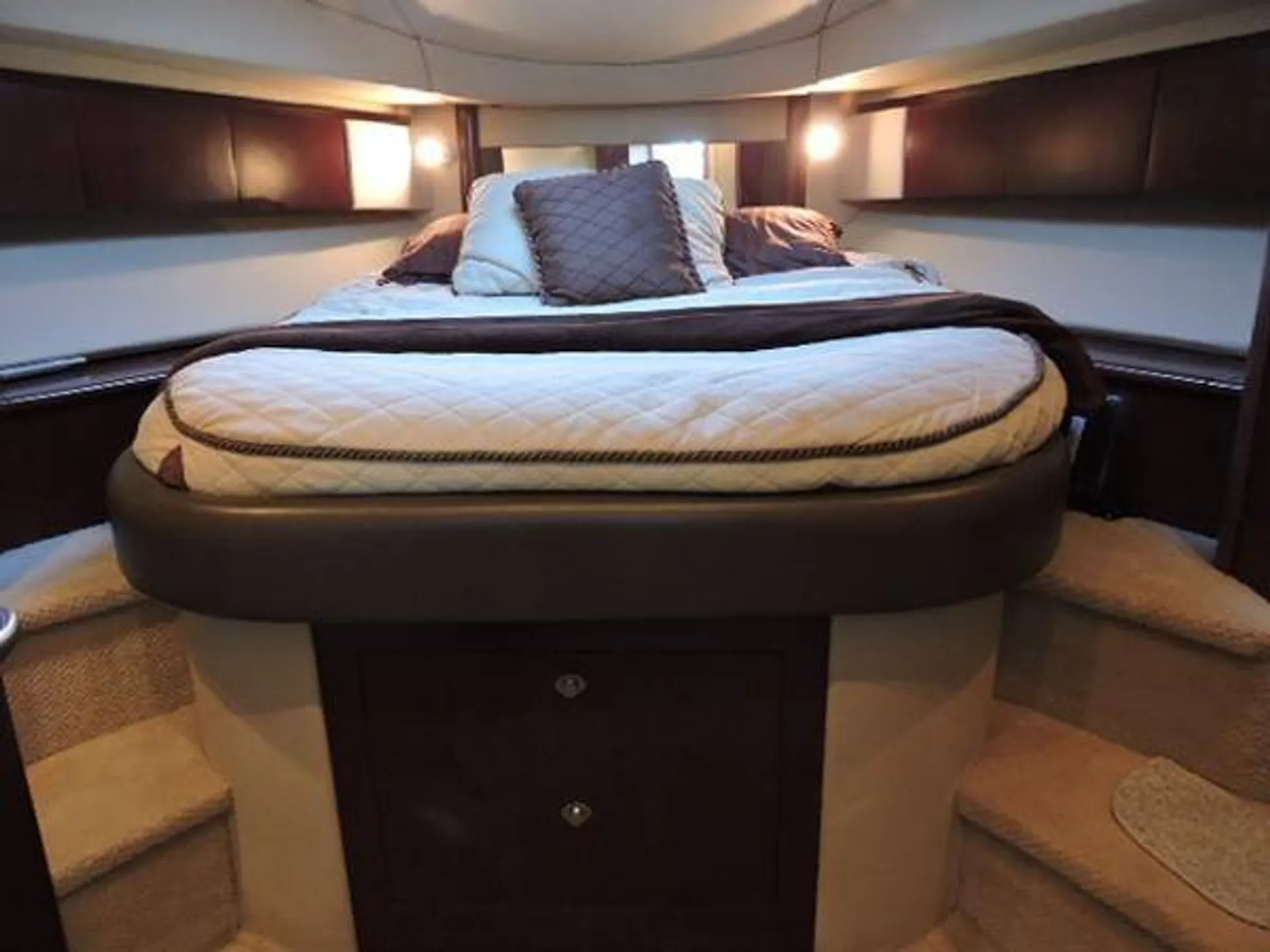 Sea Ray Boats 44 Sedan Bridge in Miami Beach, FL — photo 9