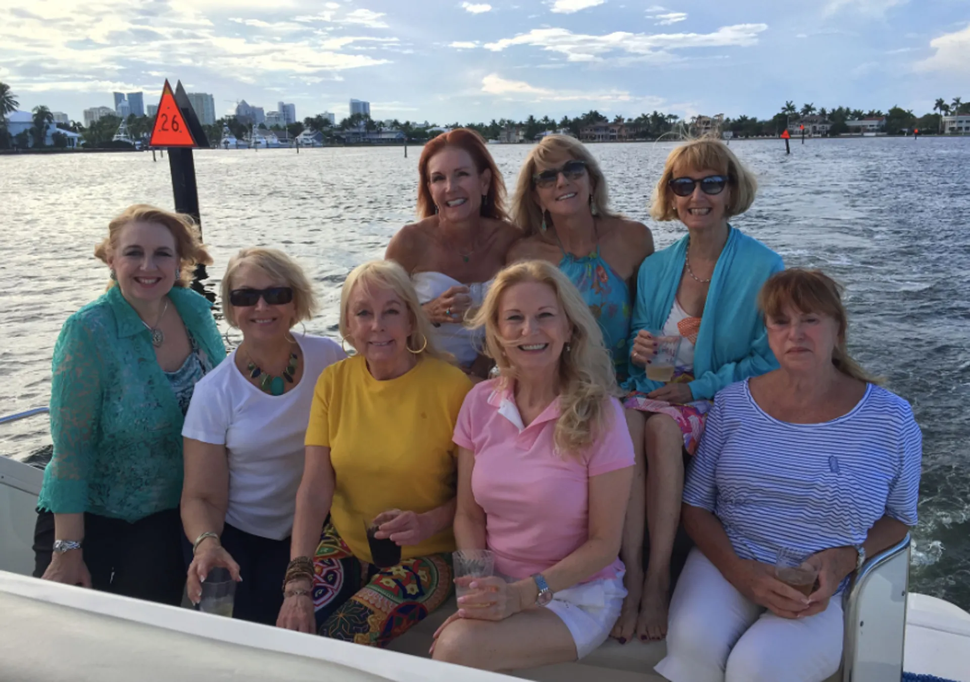 Regal 42 foot 6 in Commodore Regal Sports Cruiser in Fort Lauderdale, FL — photo 3