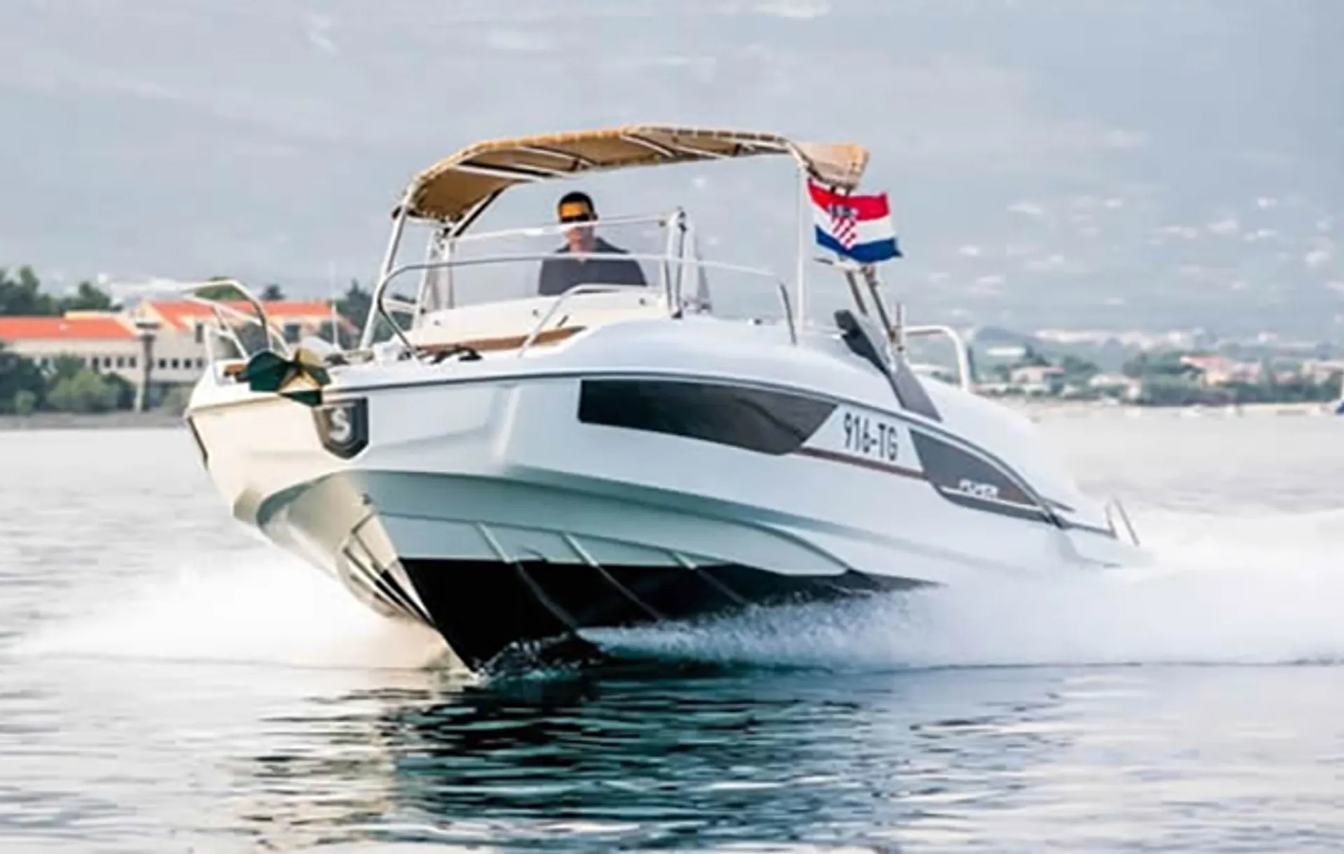 Beneteau USA Flyer 7.7 Sundeck in Općina Trogir, Splitsko-dalmatinska županija — photo 10