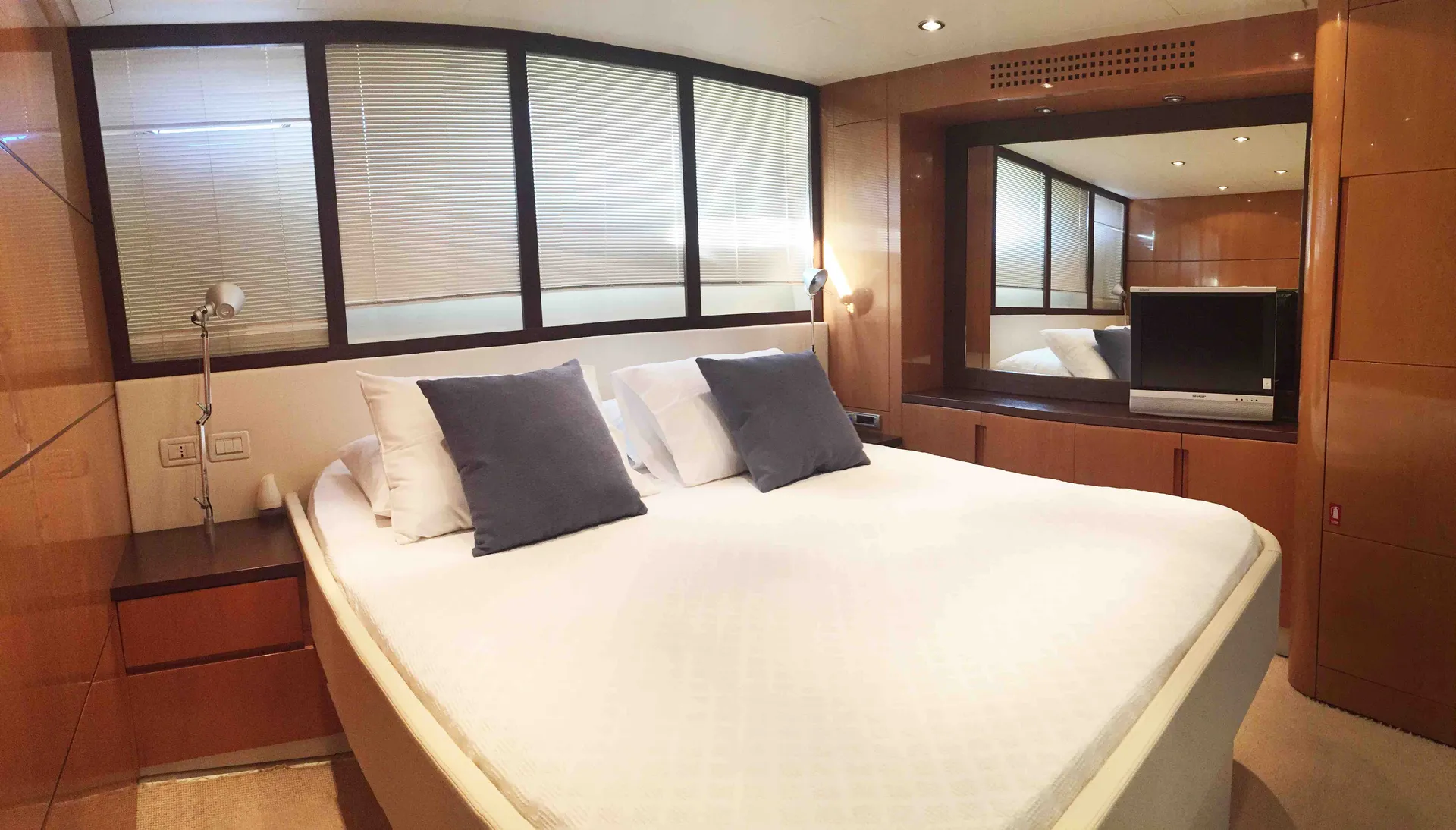 Other 56 in Cartagena, Bolívar — photo 9