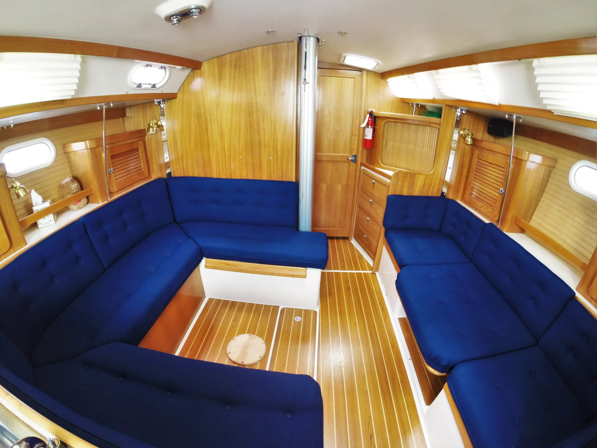 Catalina 36 MK II in Chicago, IL — photo 6