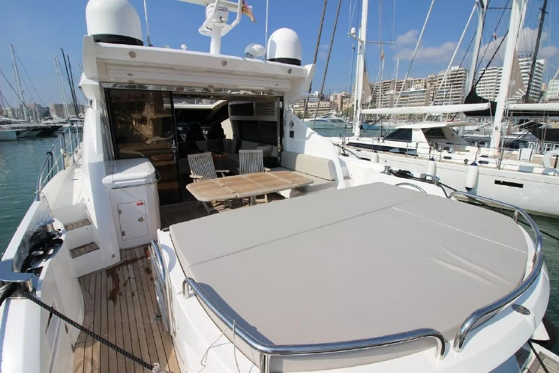 Sunseeker 64