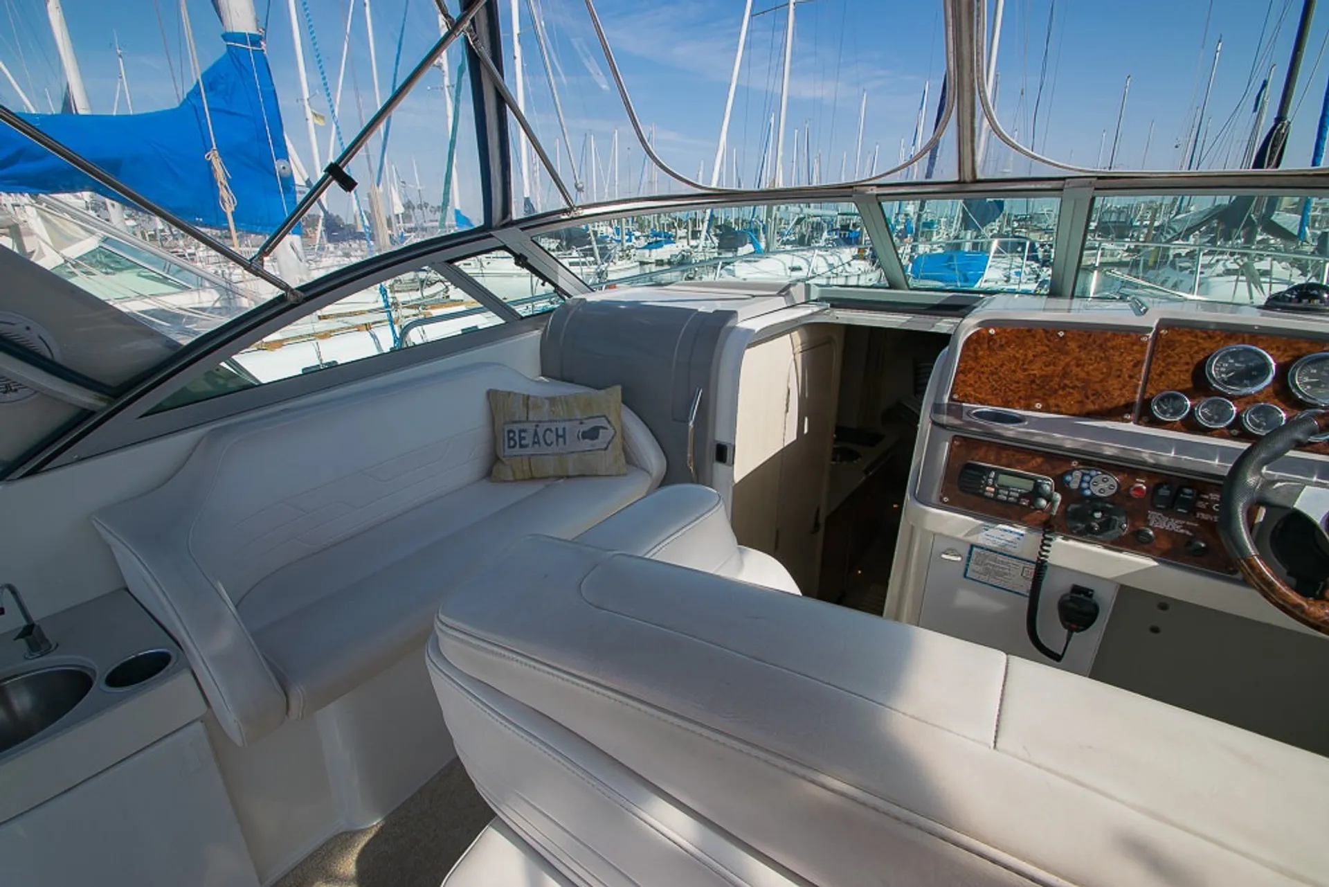 Formula Yachts Evelyn 32 in Newport Beach, CA — photo 5