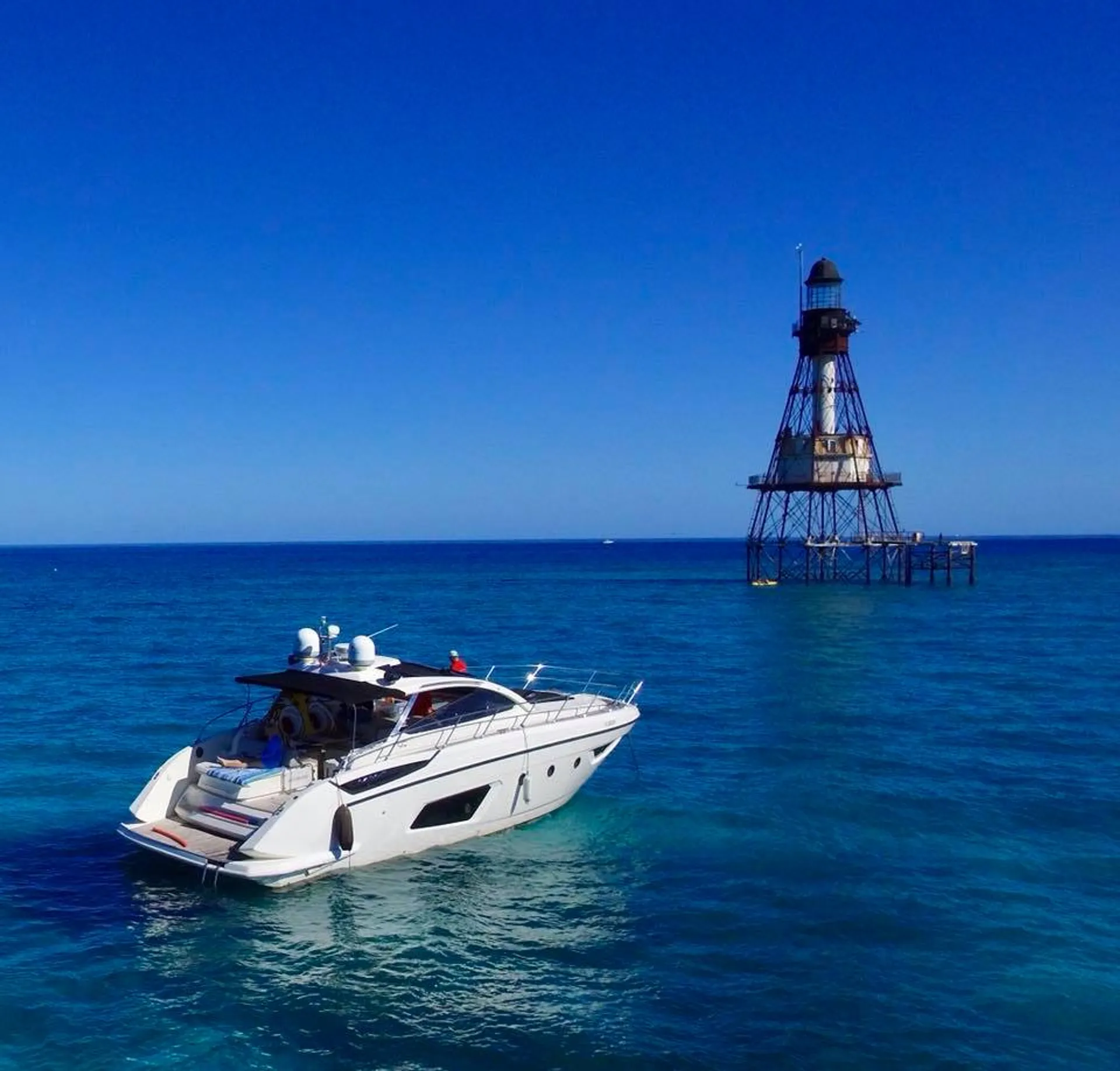 Azimut Atlantis 43 in Key Biscayne, FL — photo 4
