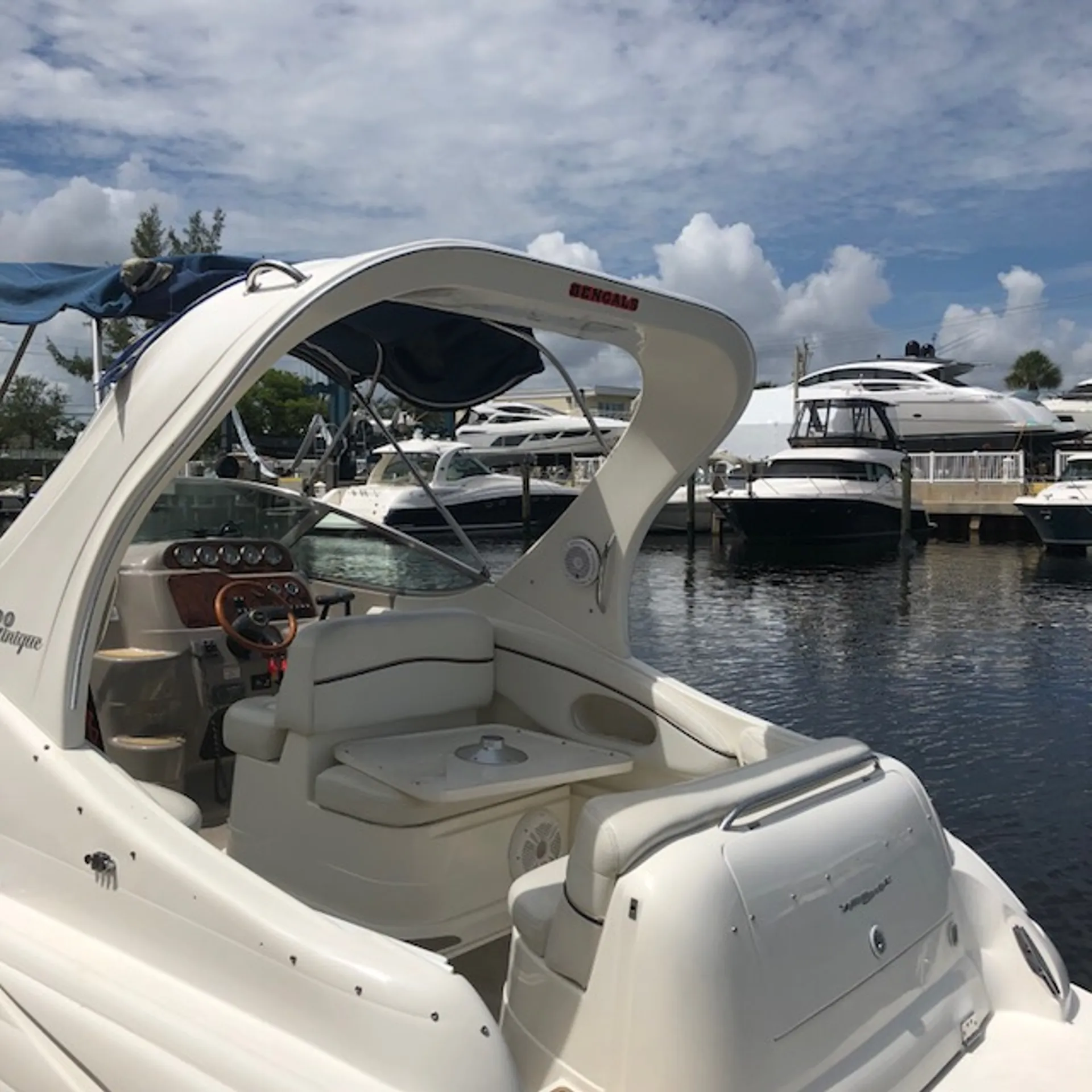 Wellcraft 2800 Martinique in Boynton Beach, FL — photo 7