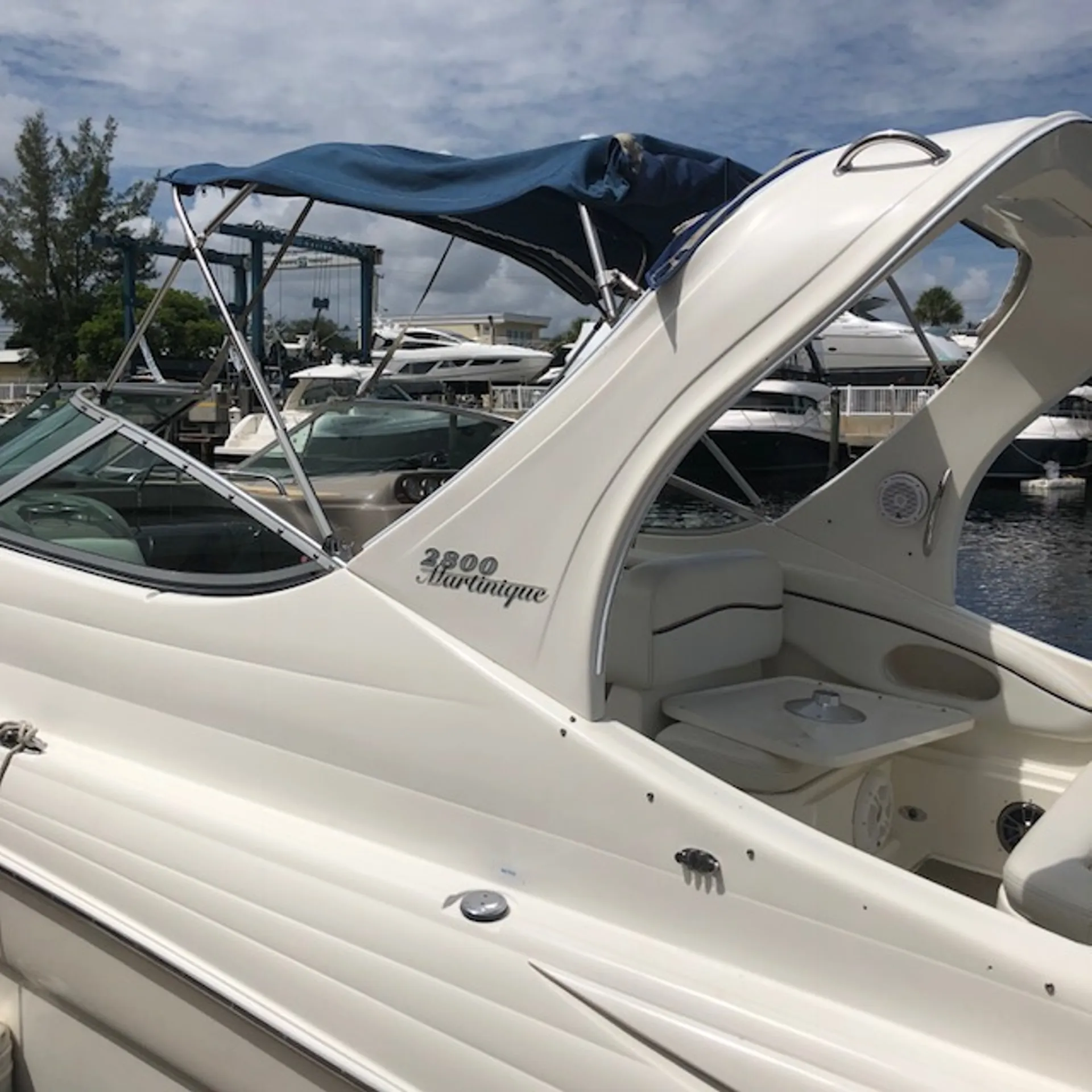 Wellcraft 2800 Martinique in Boynton Beach, FL — photo 9