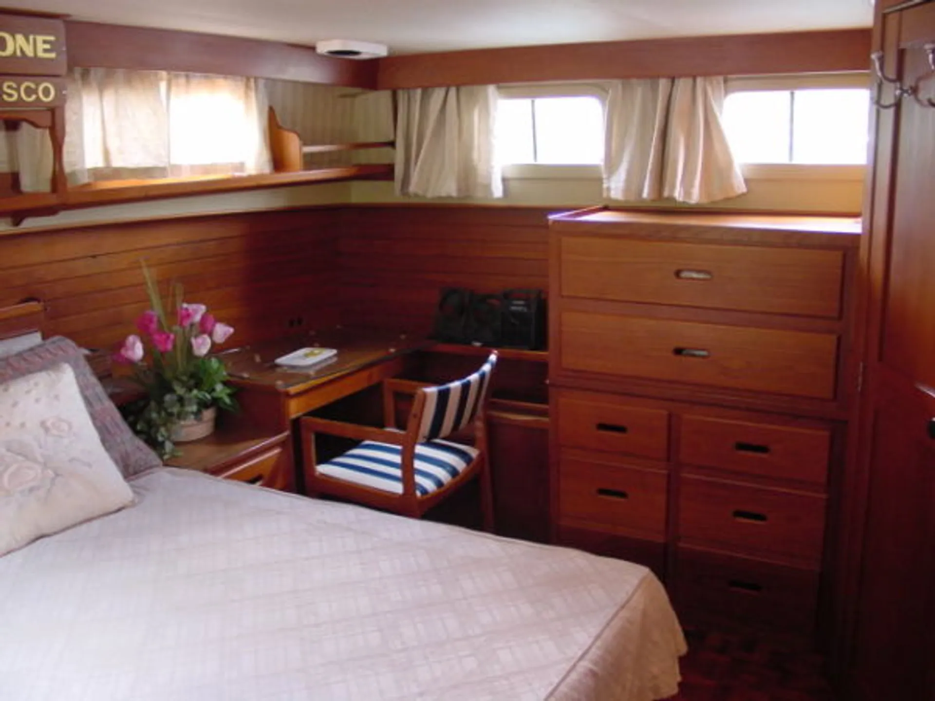 Grand Banks 42 Motor Yacht in Sarasota, FL — photo 7