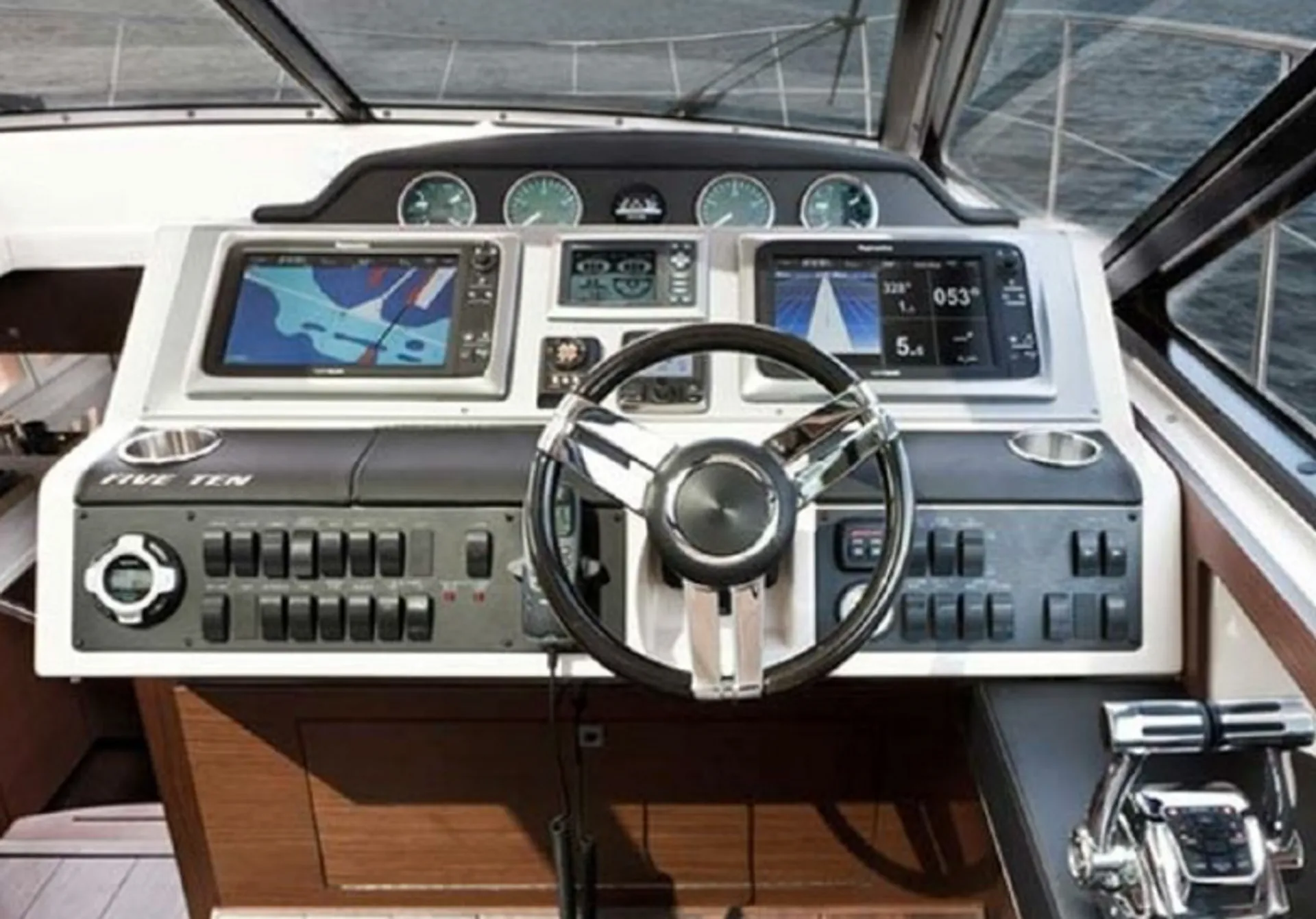 Sea Ray Boats 510 Sundancer (Zeus Drive) in Aventura, FL — photo 6