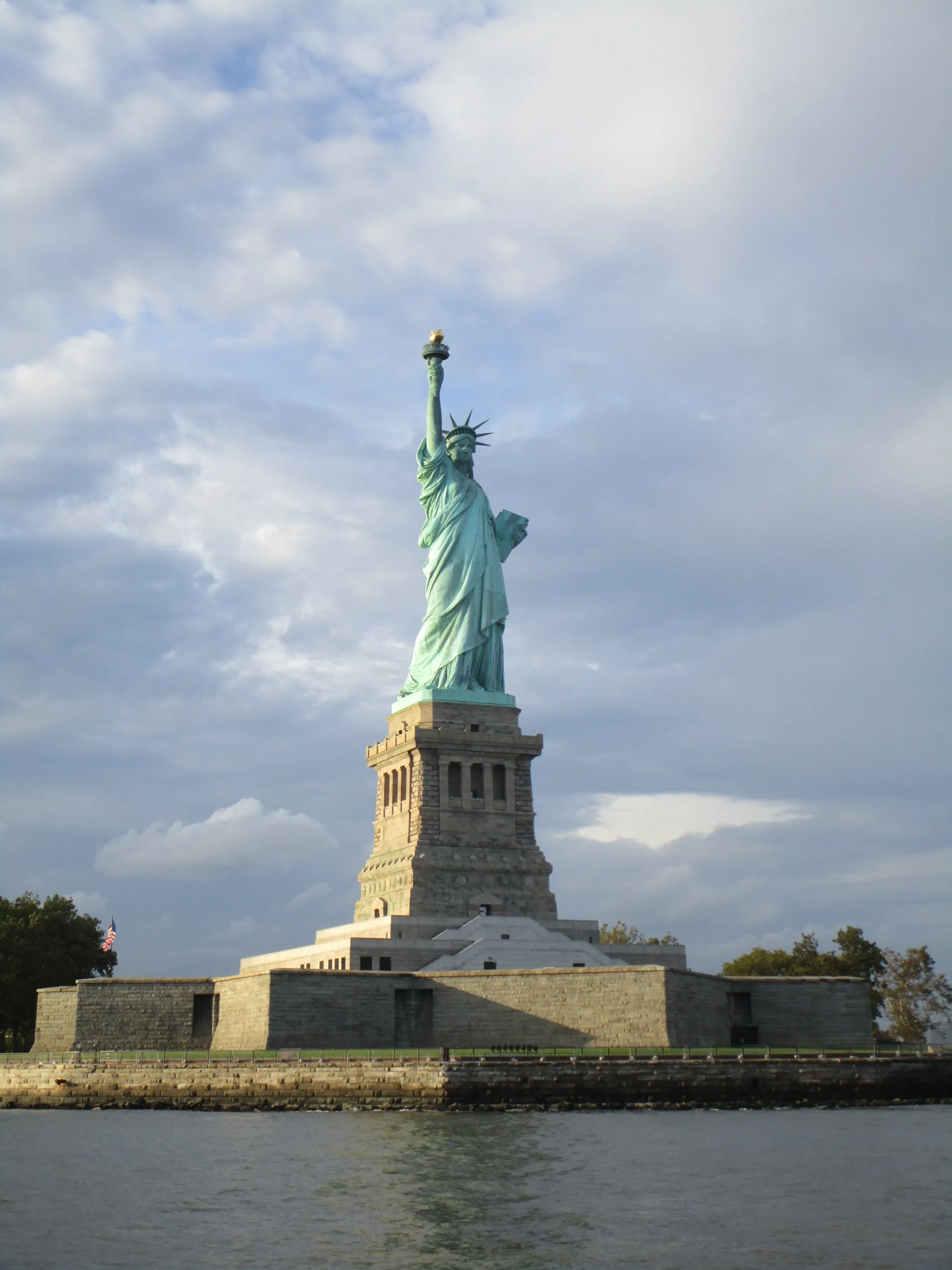 Sailing NYC with Brooklyn Sail 
