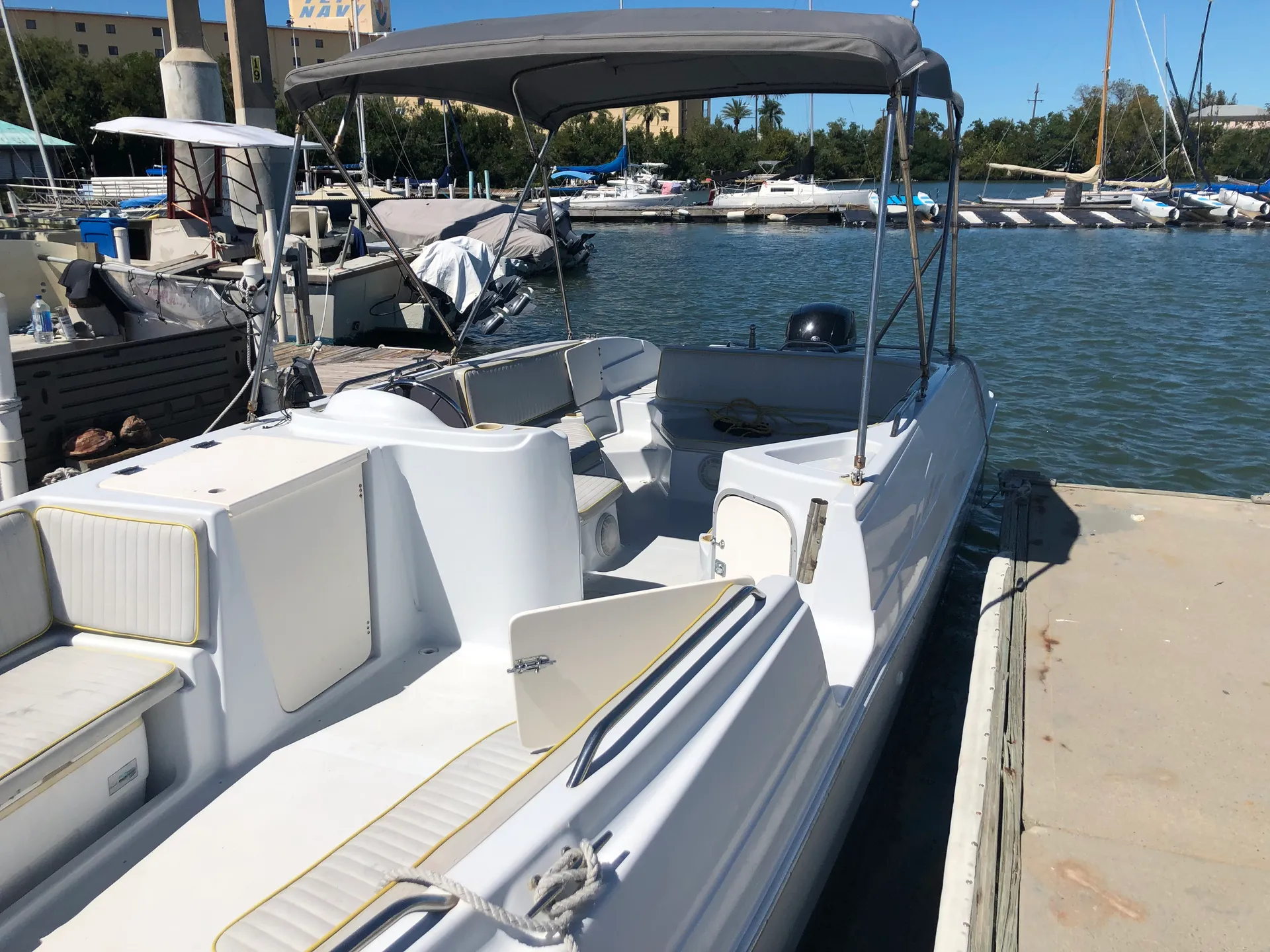 Bayliner Rendezvous 26 in Key West, FL — photo 4