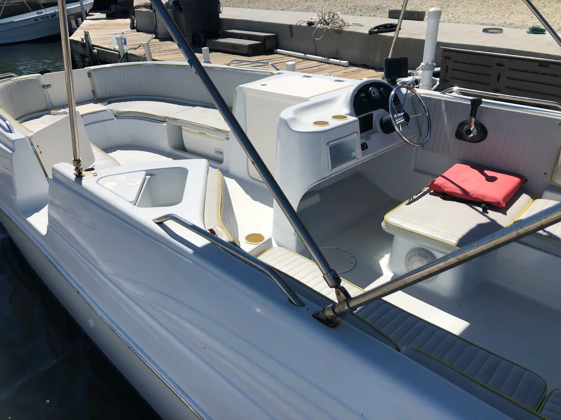 Bayliner Rendezvous 26 in Key West, FL — photo 6