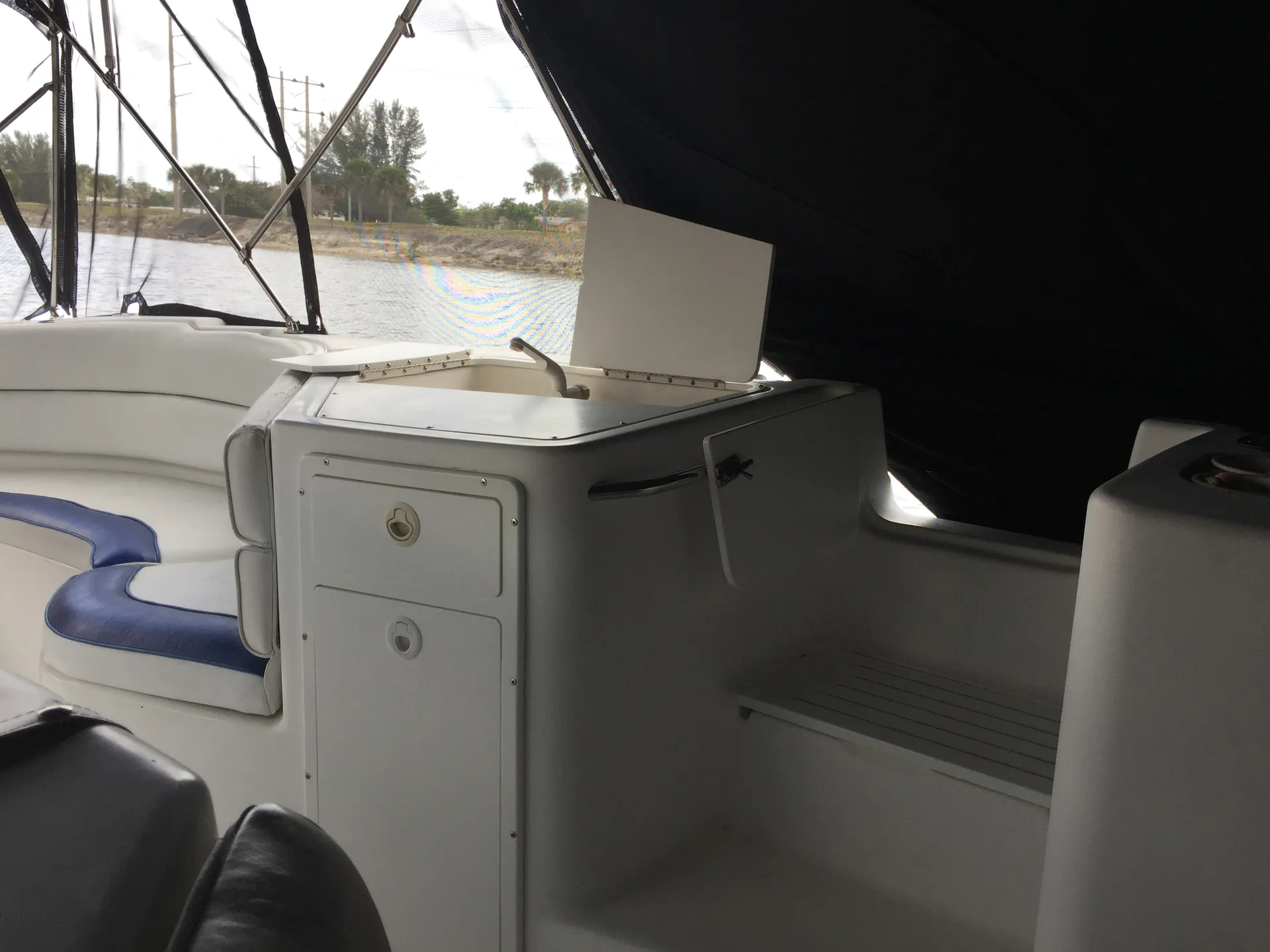 Cobia Boats 256 Coastal Deck in Pompano Beach, FL — photo 6