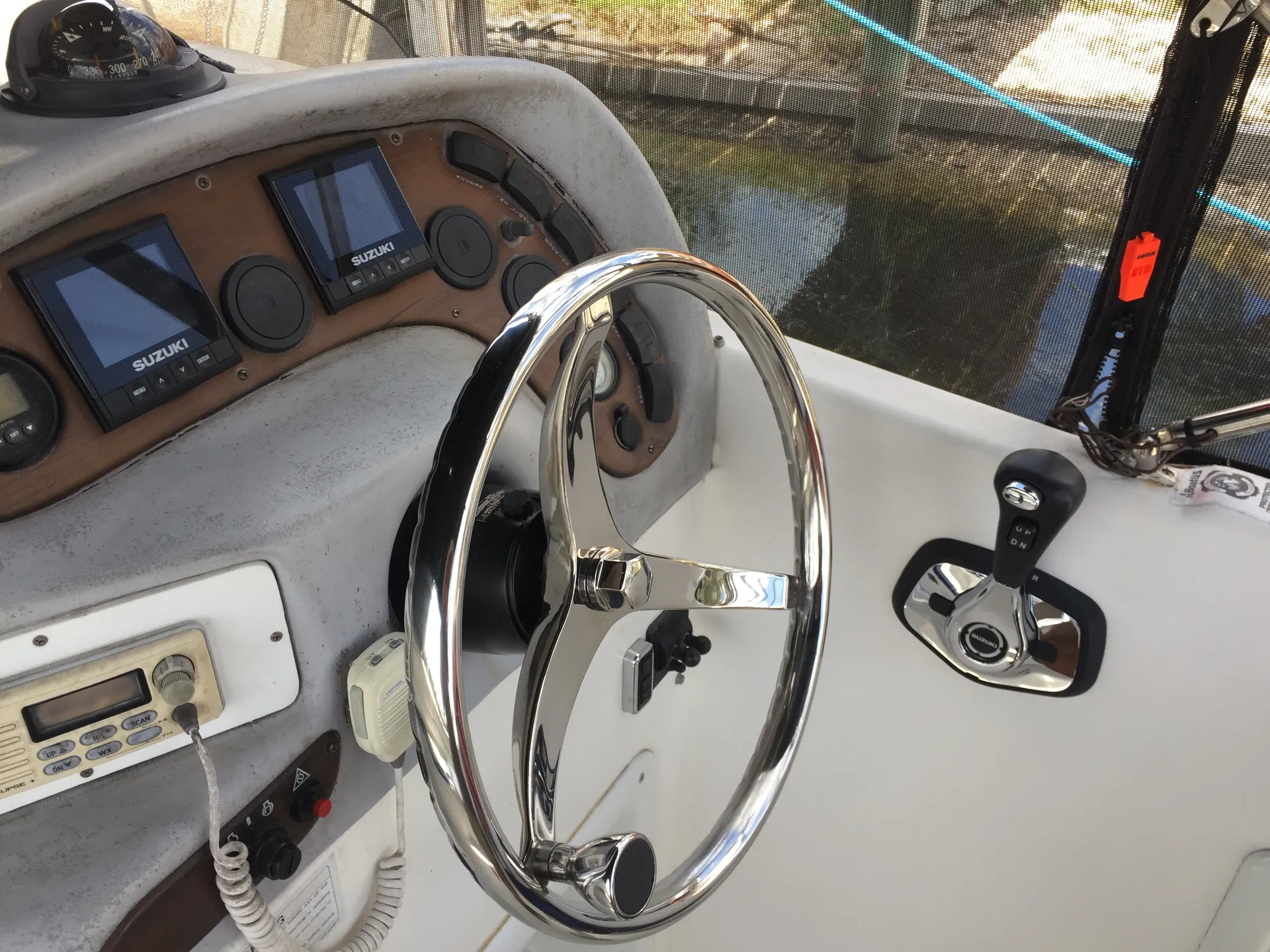 Cobia Boats 256 Coastal Deck in Pompano Beach, FL — photo 8