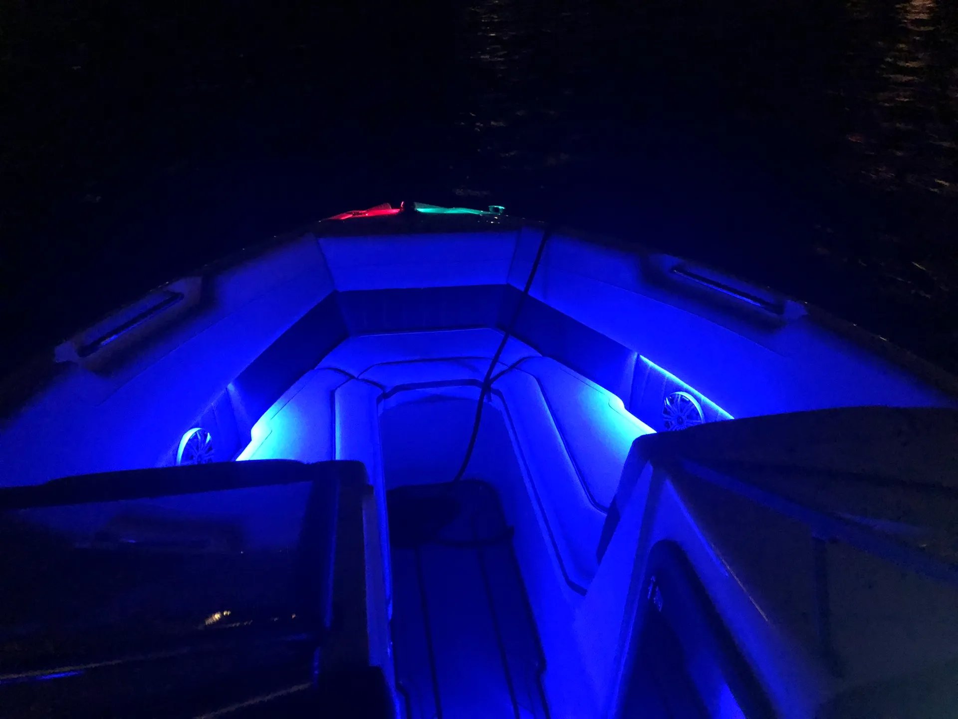 Rinker Q3 23' 12 ppl in Fort Lauderdale, FL!
