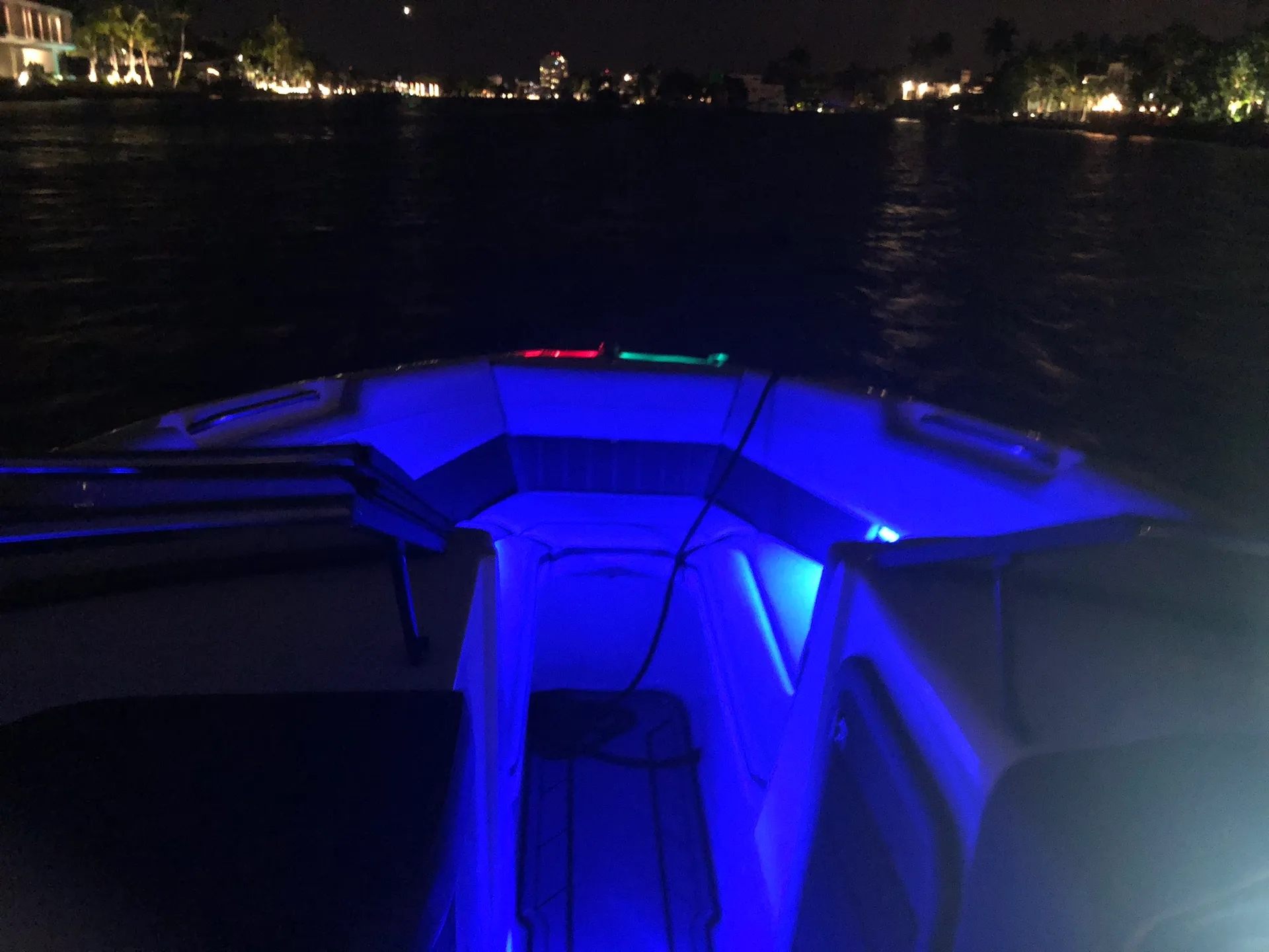 Rinker Q3 23' 12 ppl in Fort Lauderdale, FL!