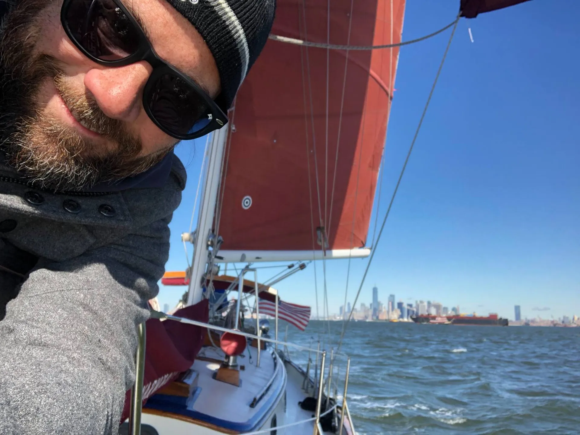  Sail NYC's skyline in style!