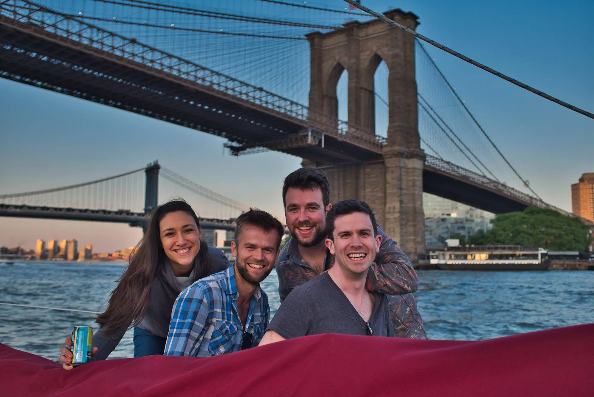  Sail NYC's skyline in style!