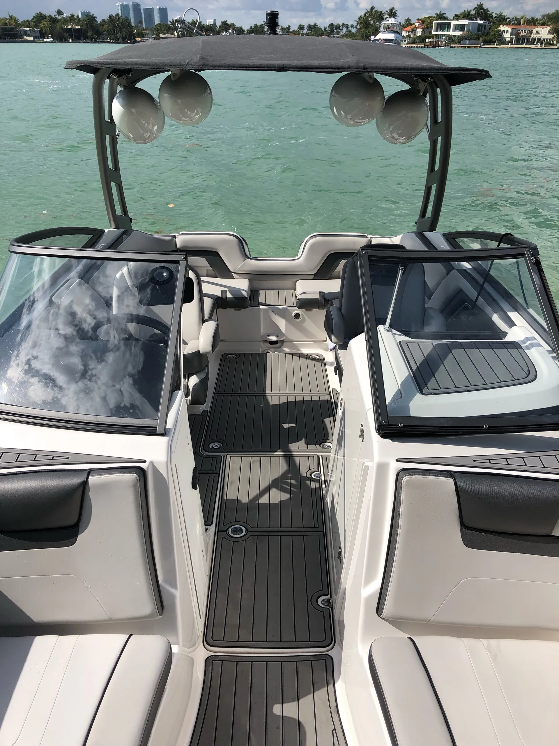 Yamaha AR240 High Output  in Miami, FL — photo 7