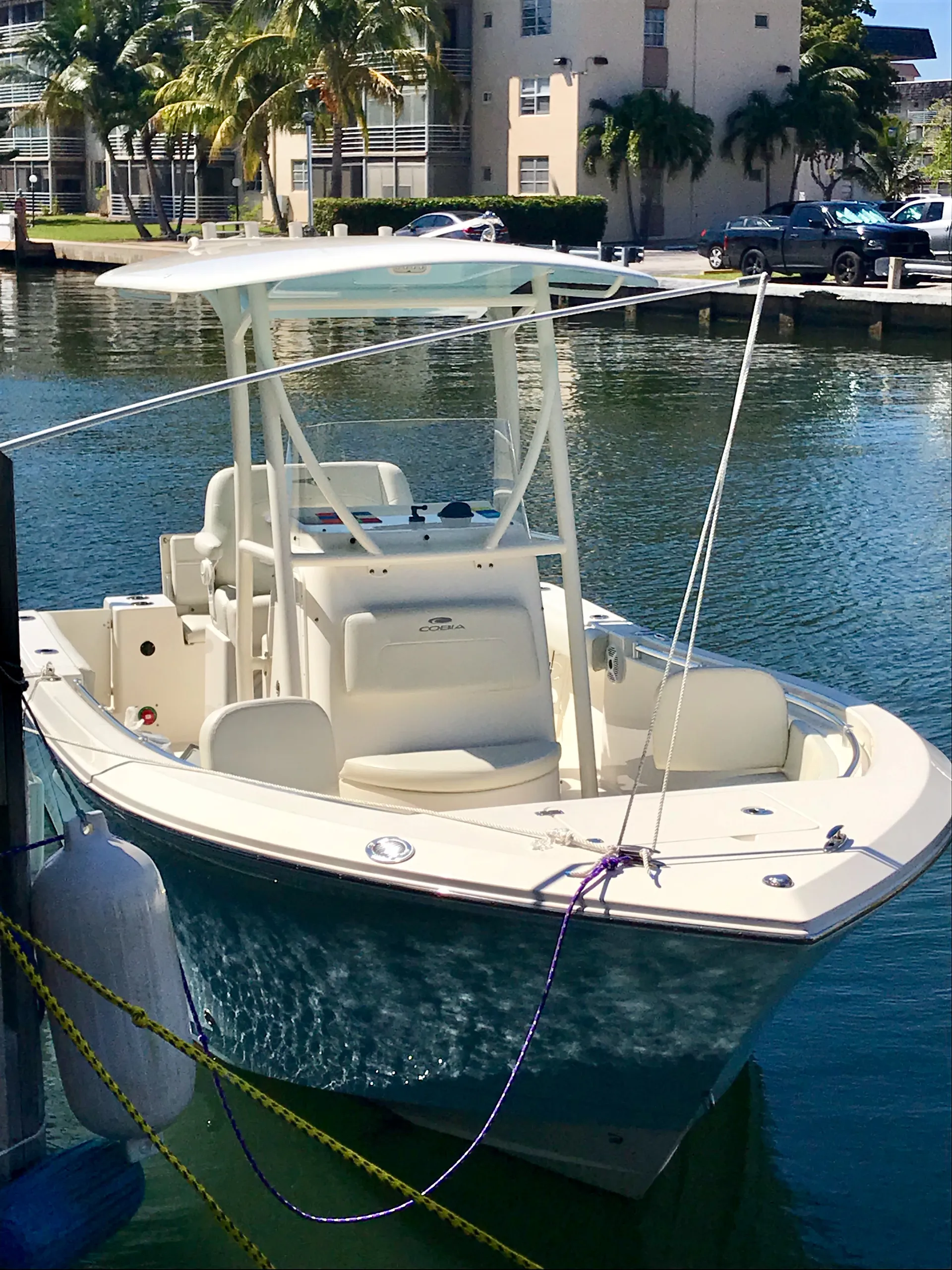 Cobia Boats 217 CC w/F200 Yamaha in North Miami Beach, FL — photo 5