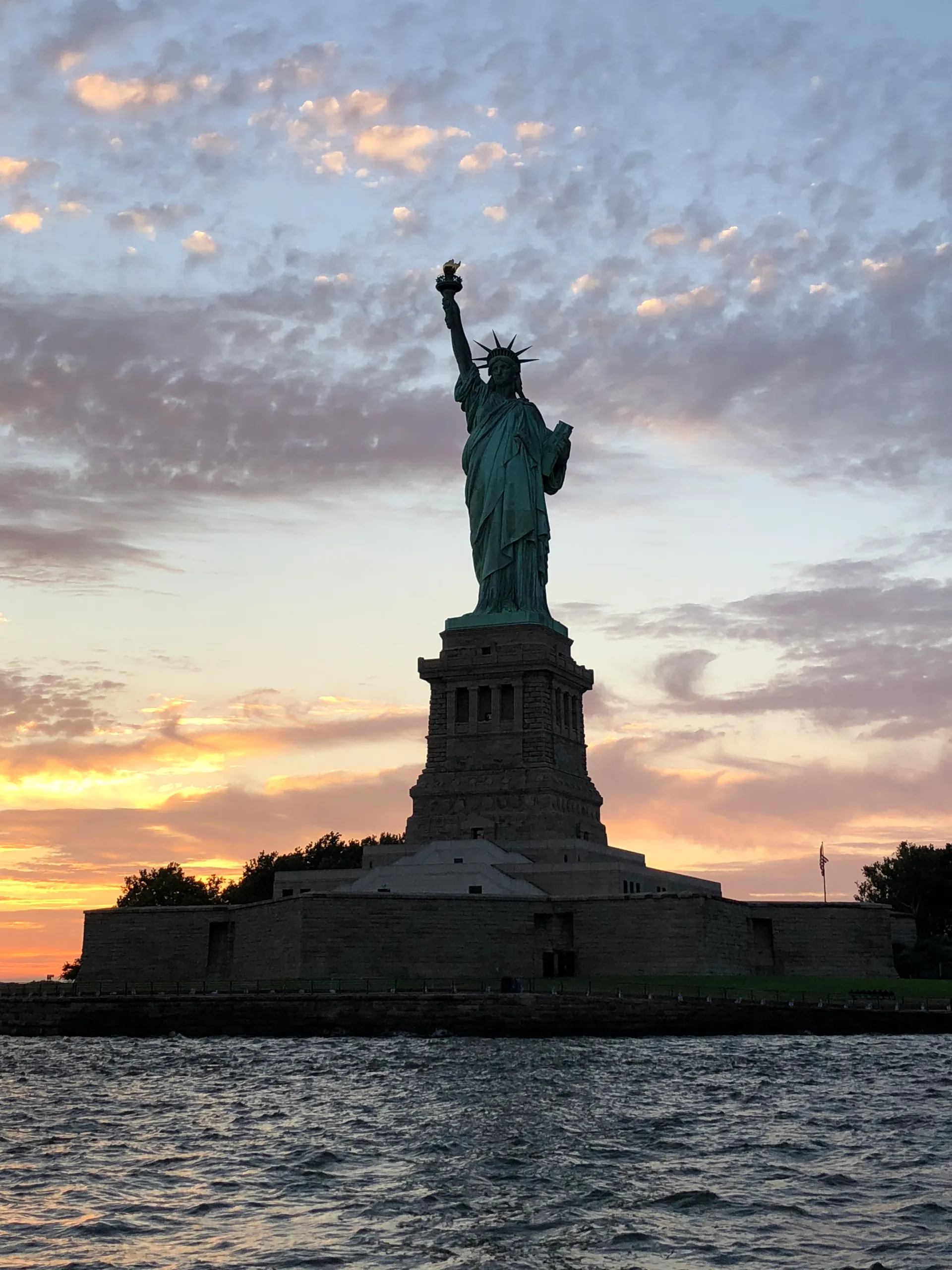 Experience the Beauty of New York Harbor 