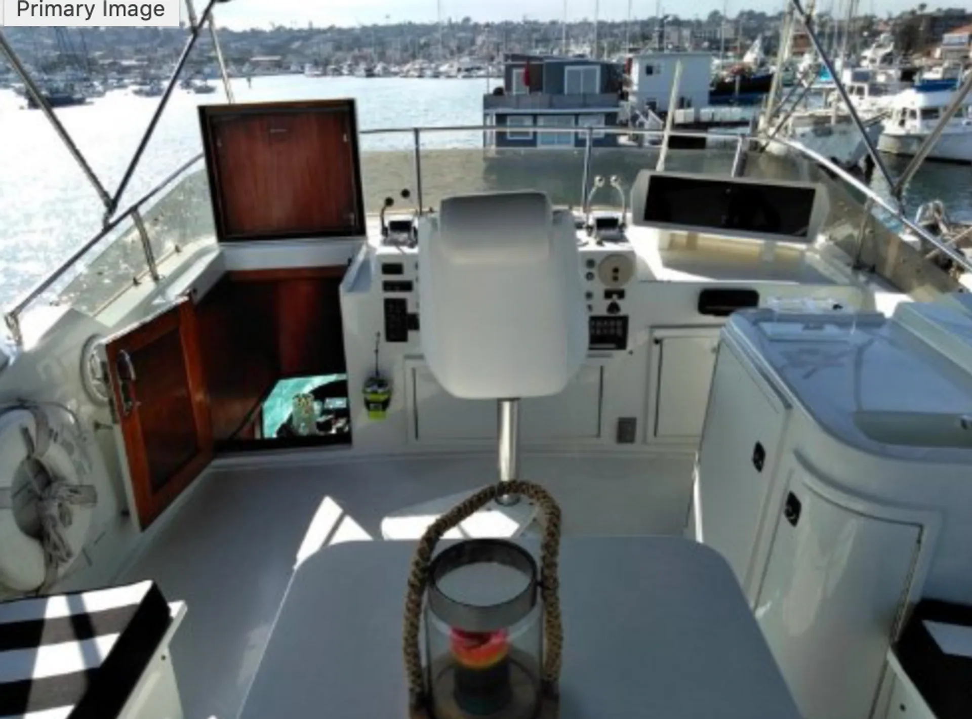 Hatteras Yachts 60 Convertible in San Diego, CA — photo 10