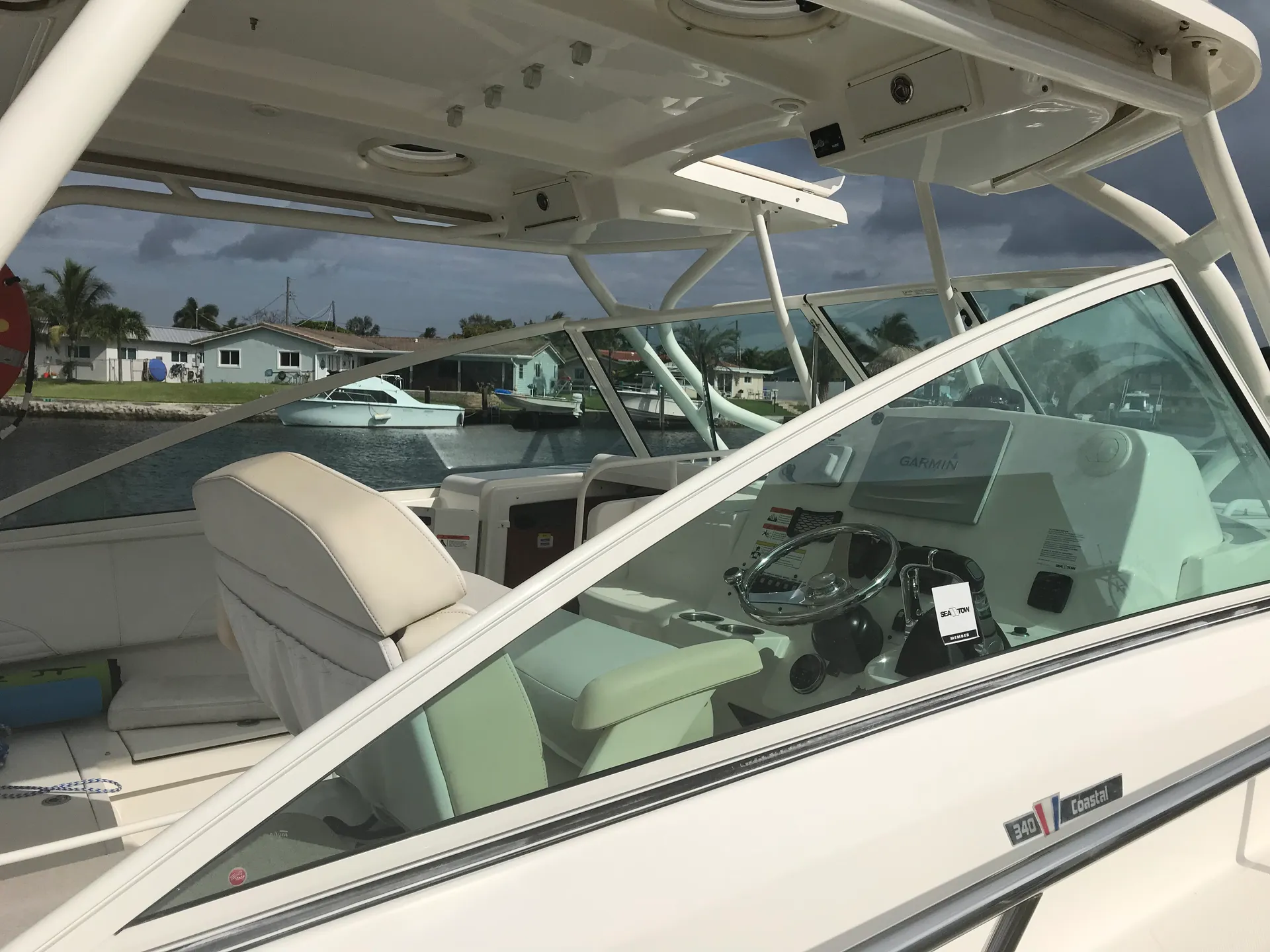 Wellcraft 340 Coastal w/2-F350XCA in Fort Lauderdale, FL — photo 4