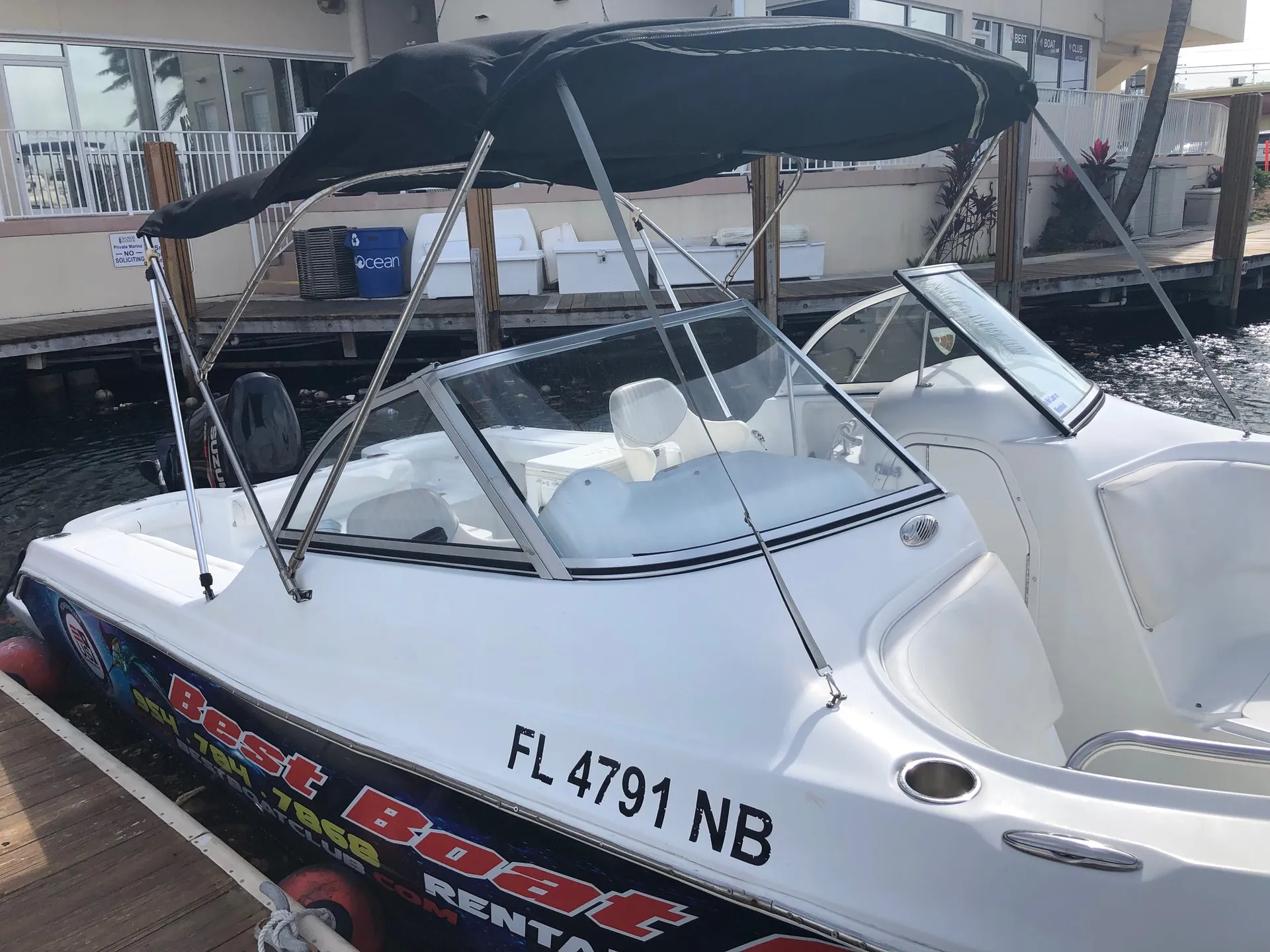 Polar Boats 2100 DC in Fort Lauderdale, FL — photo 3