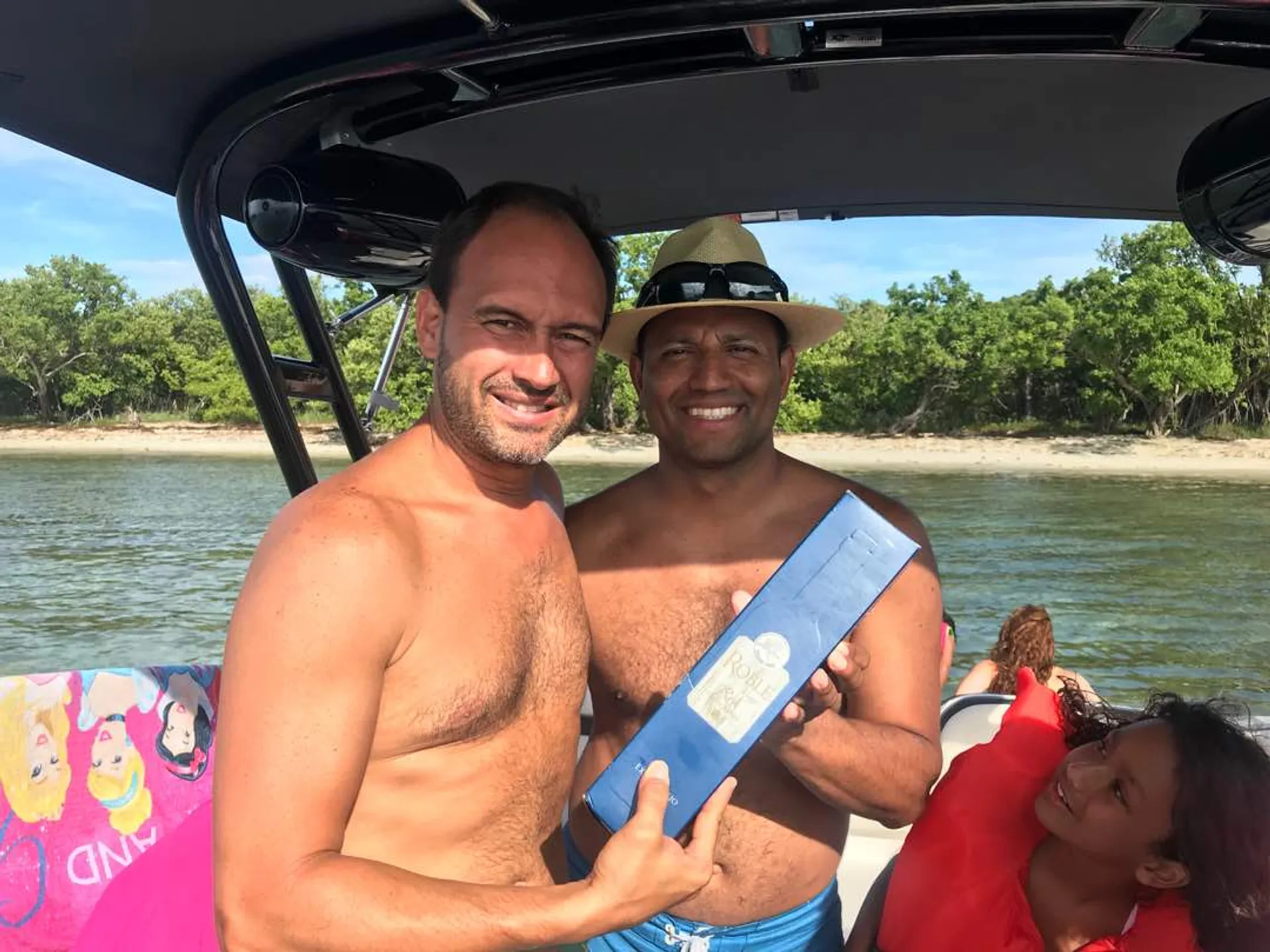 Yamaha AR240 High Output  in Miami, FL — photo 10