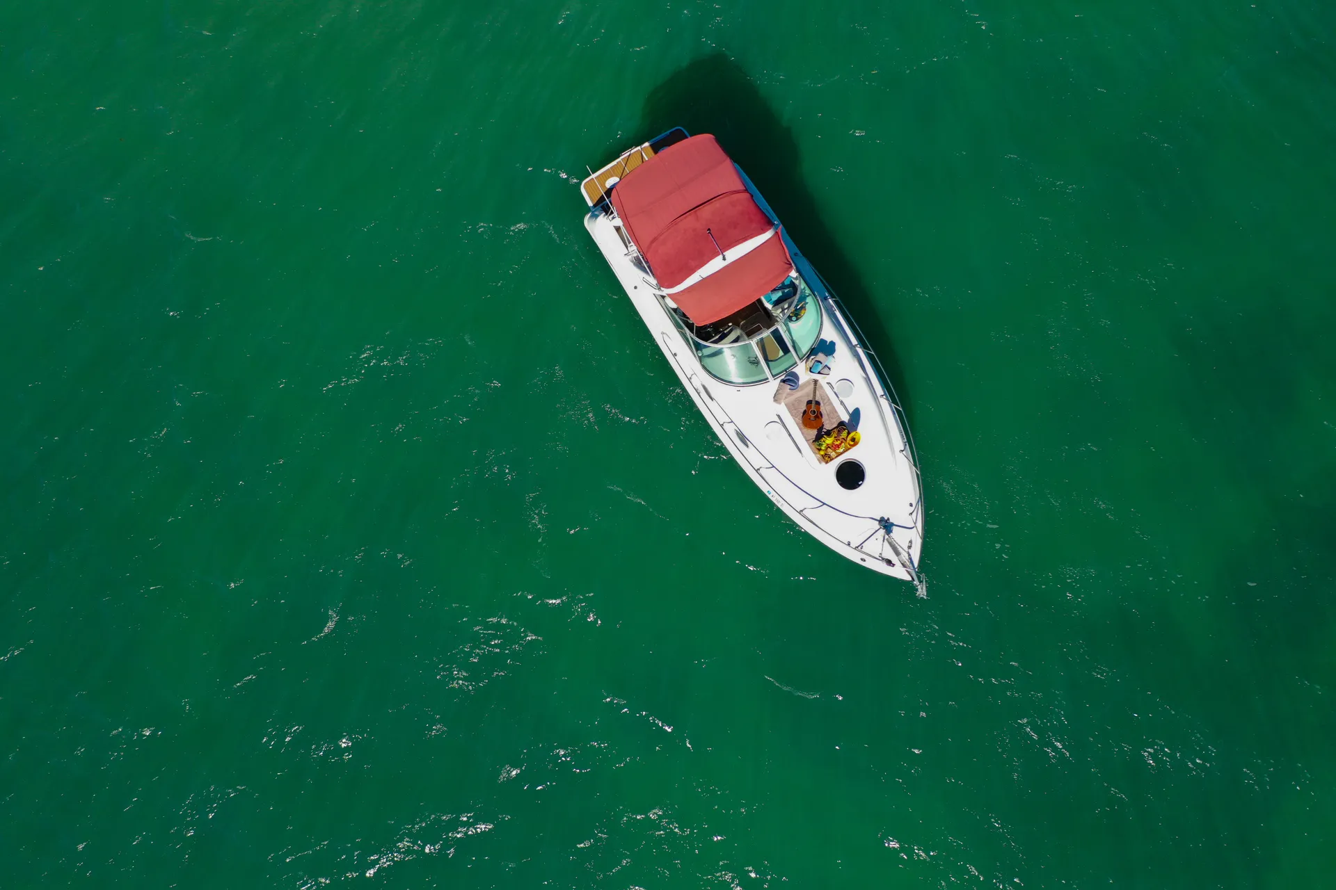 Monterey Boats 302 Cruiser in Miami Beach, FL — photo 5