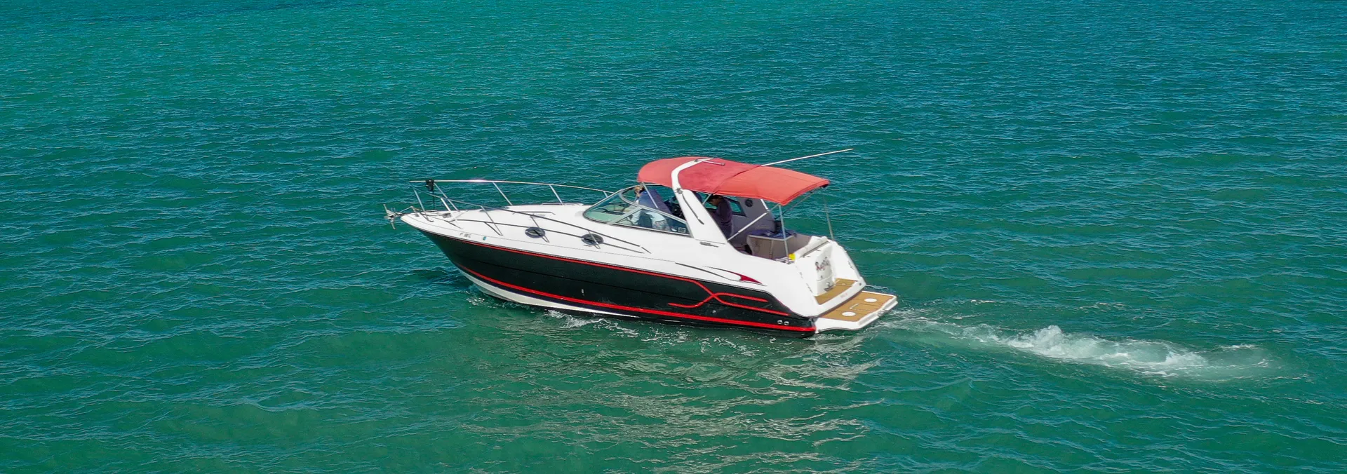 Monterey Boats 302 Cruiser in Miami Beach, FL — photo 3