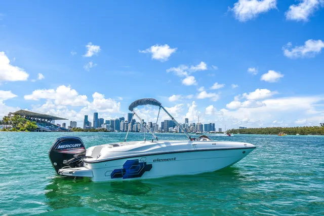 Rent a Bayliner deck boat in Miami, FL near me