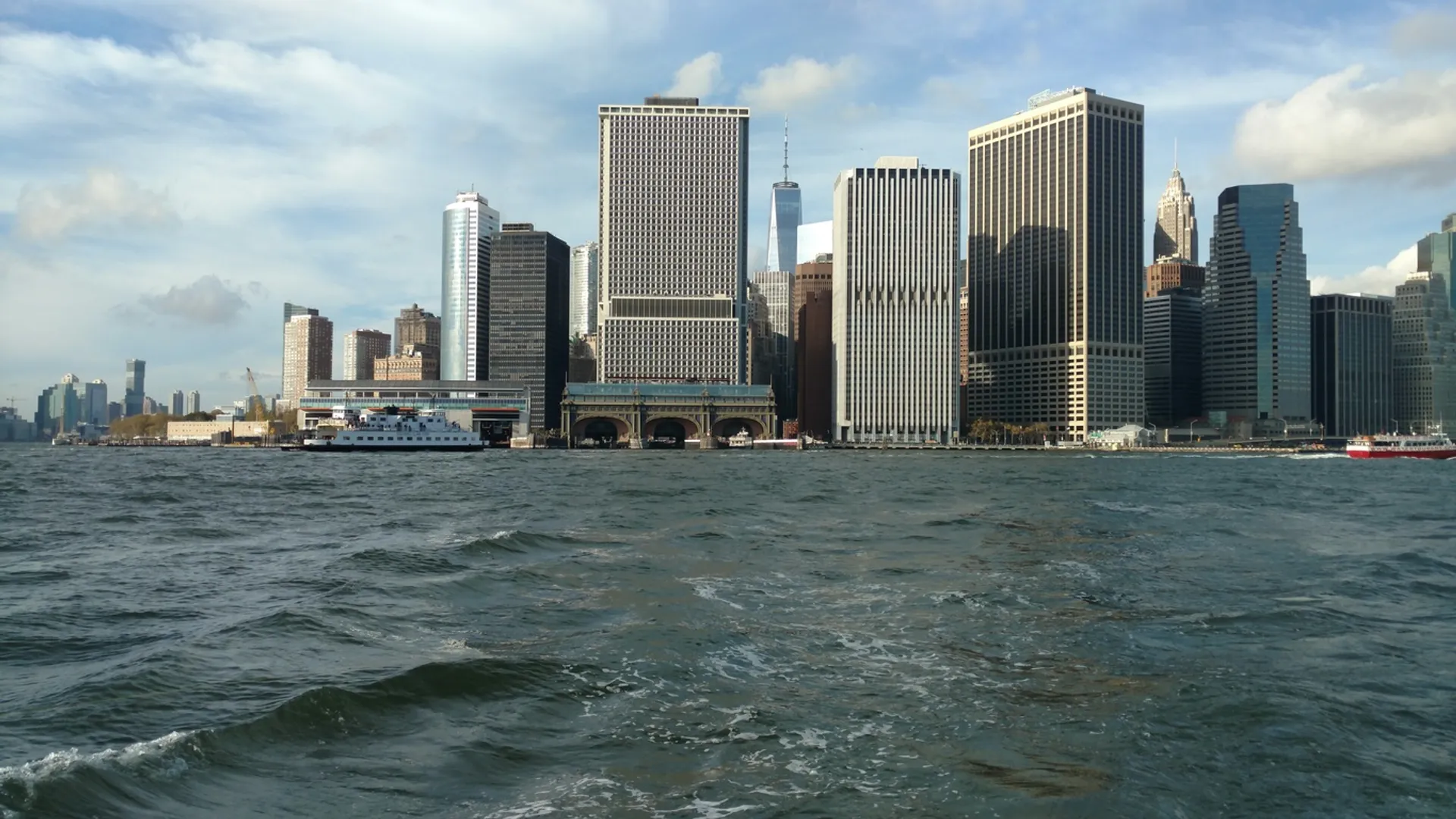 56 Ft Cruises around Manhattan NY and more...