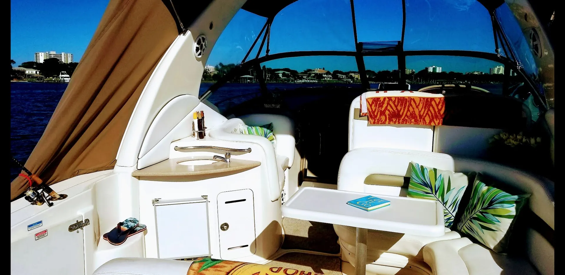 Charter this 36' Sea Ray Sport Yacht Today!