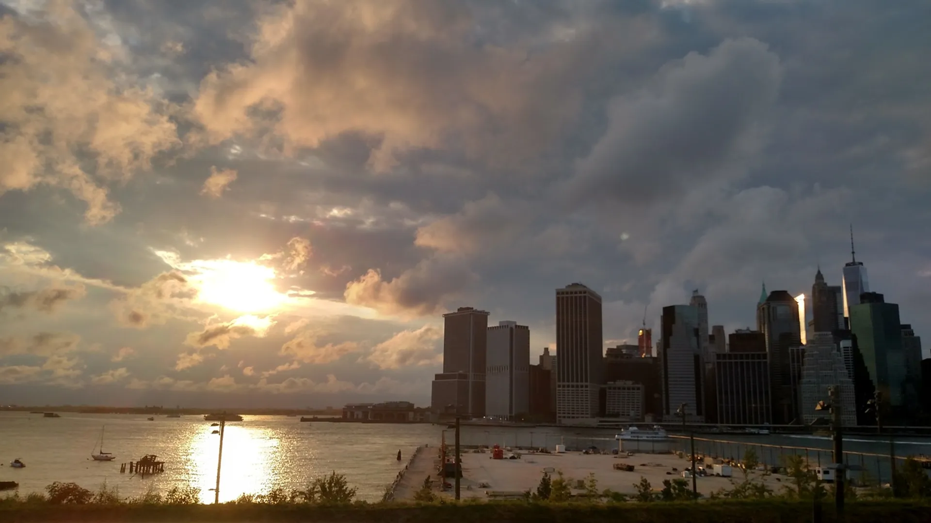 56 Ft Cruises around Manhattan NY and more...