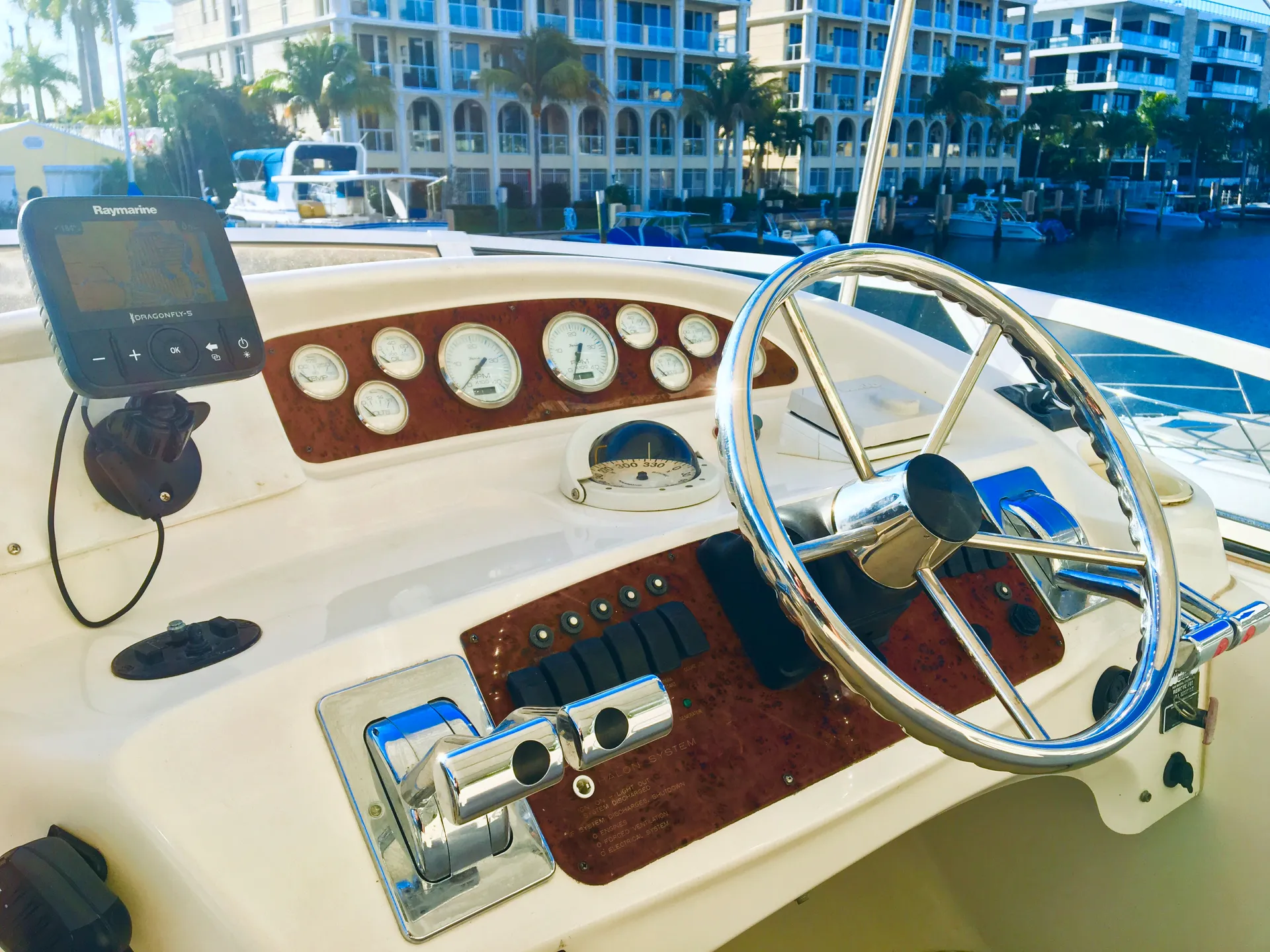Silverton Marine 410 Sport Bridge in Fort Lauderdale, FL — photo 9
