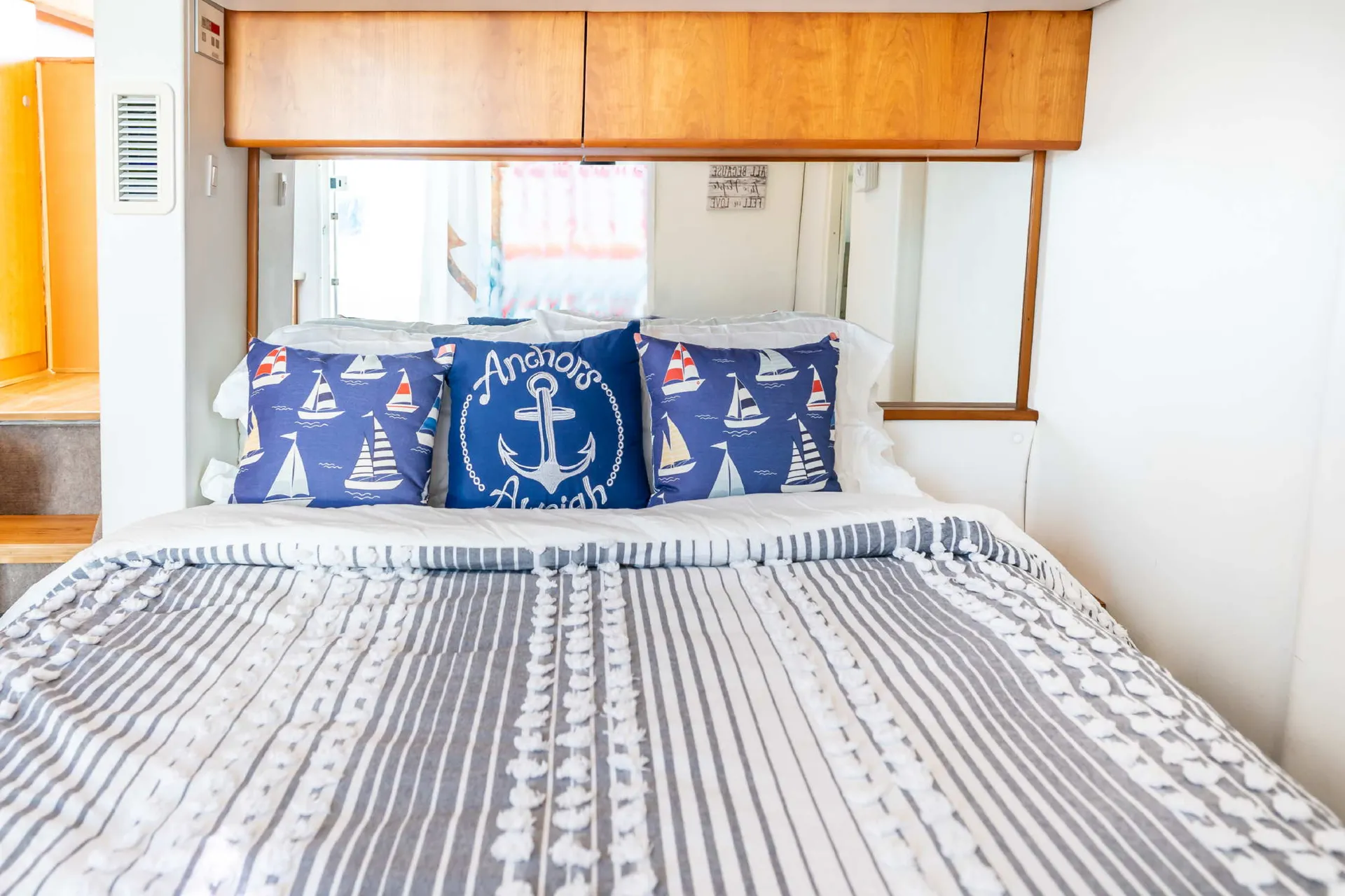 SF Luxury Private Boat Tours - Dream Boat